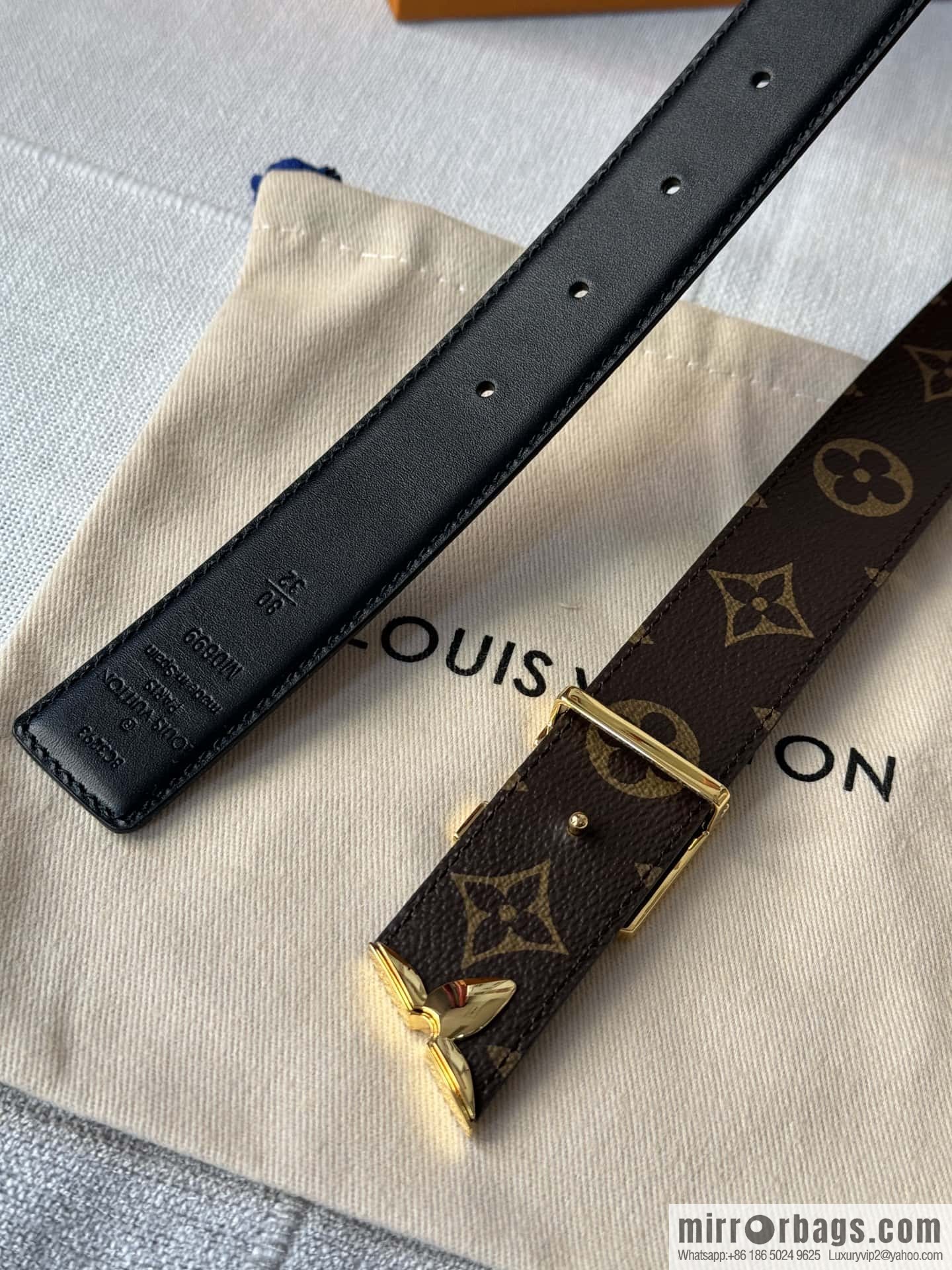 Louis Vuitton double-sided small belt 3.0CM