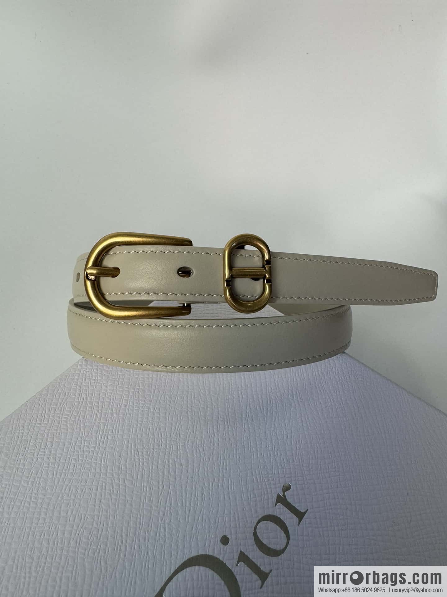 DIOR, the new women's casual belt is 20mm.