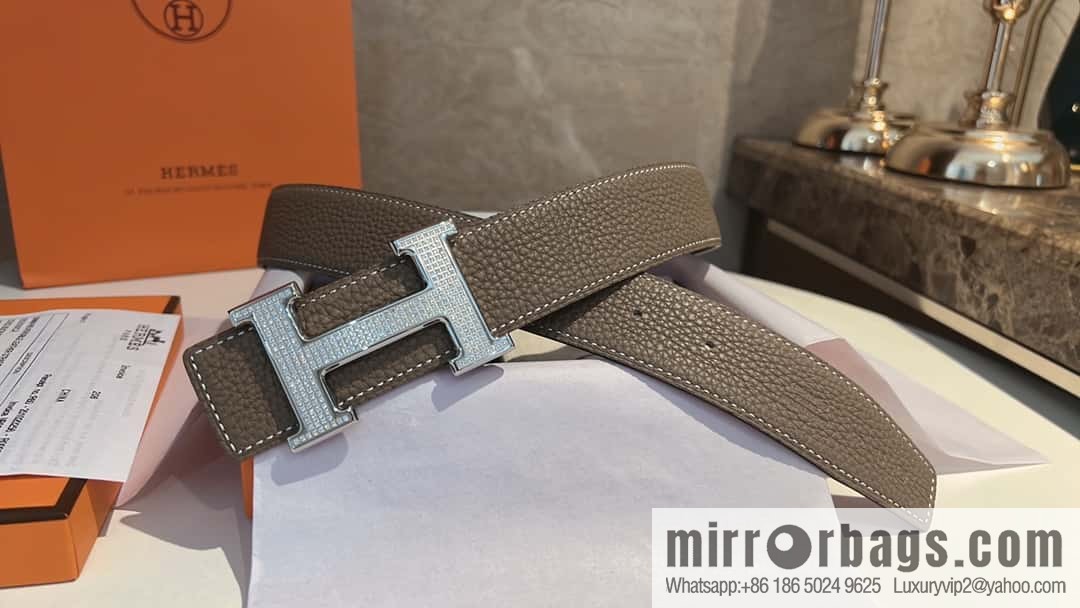 Hermes Hermes, stainless steel inlaid diamond buckle, first layer cowhide lychee texture belt 3.8CM