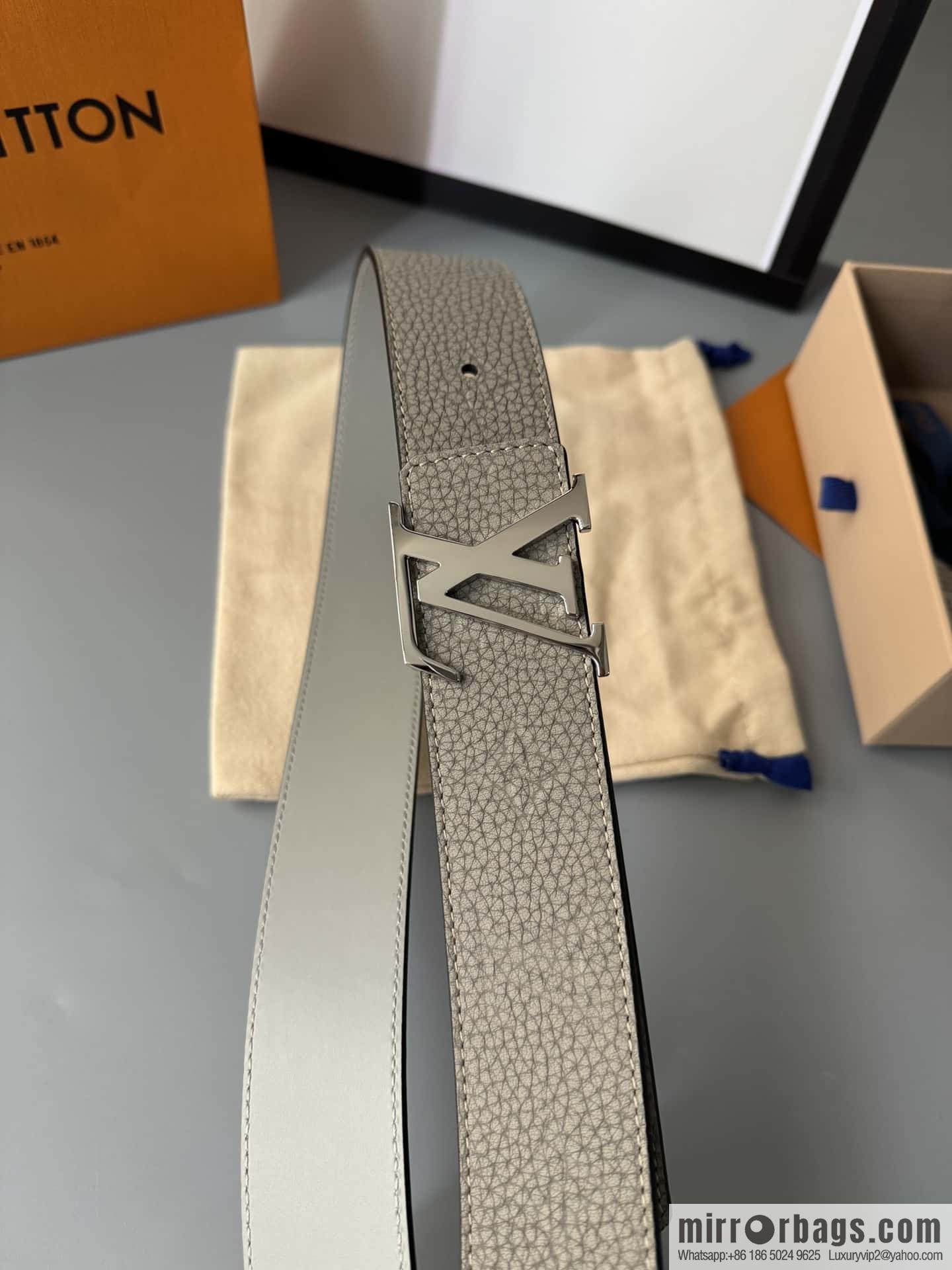 LV/Louis Vuitton Shape MNG Climbing Double Sided Belt 40mm