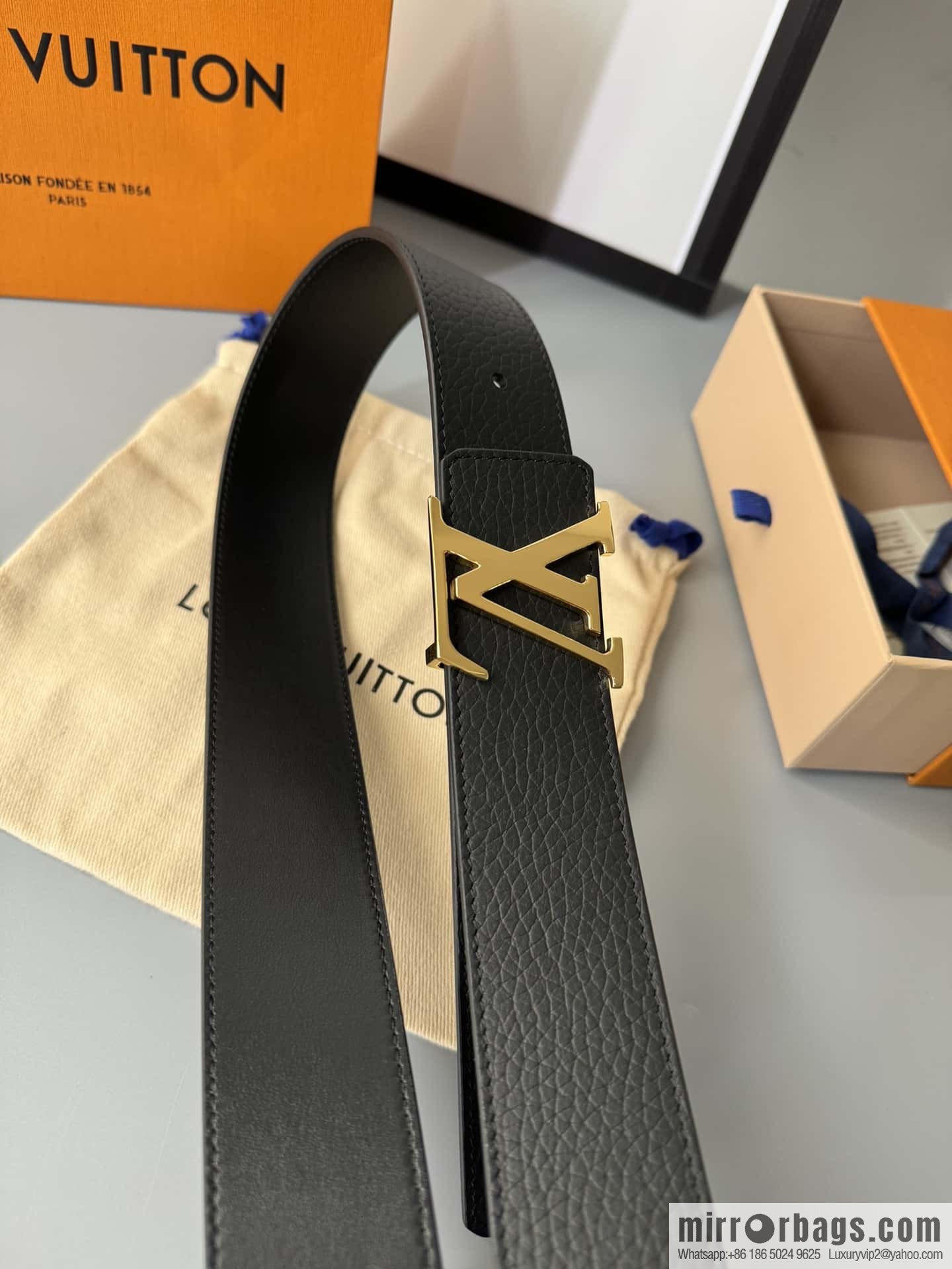 LV/Louis Vuitton Shape MNG Climbing Double Sided Belt 40mm