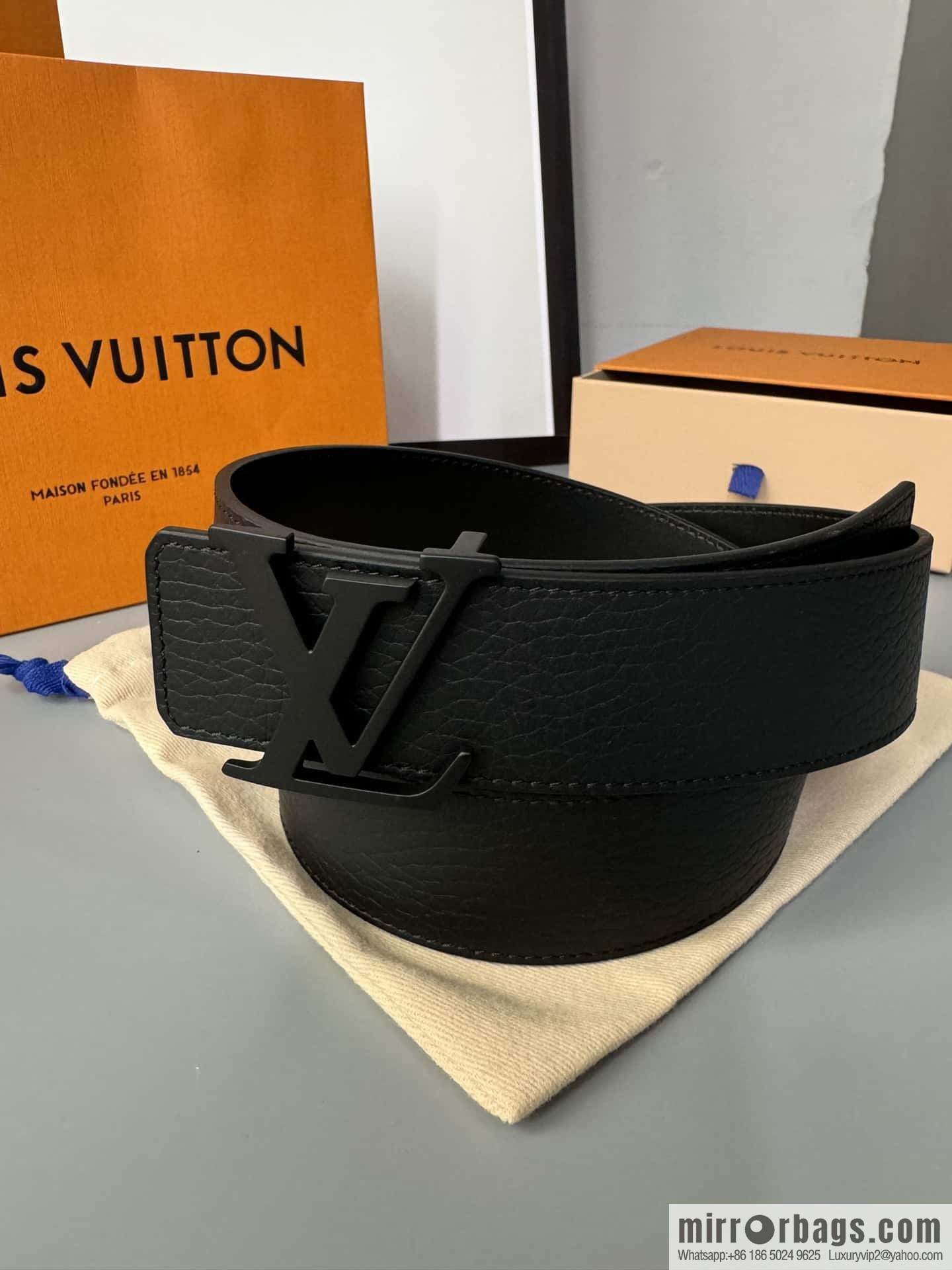 LV/Louis Vuitton Shape MNG Climbing Double Sided Belt 40mm