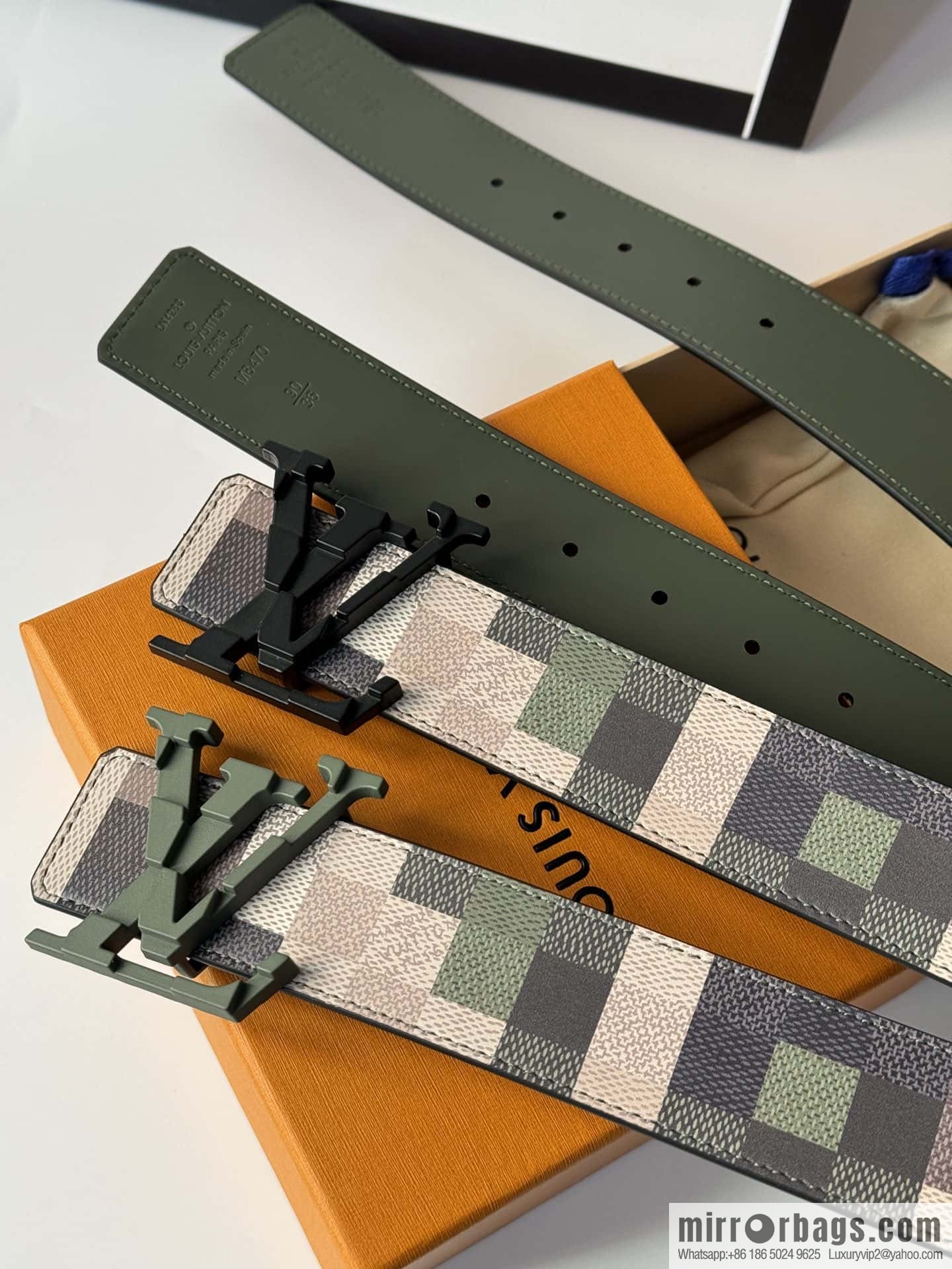LV double-sided belt checkered texture pattern, men's new belt 4.0cm M8470