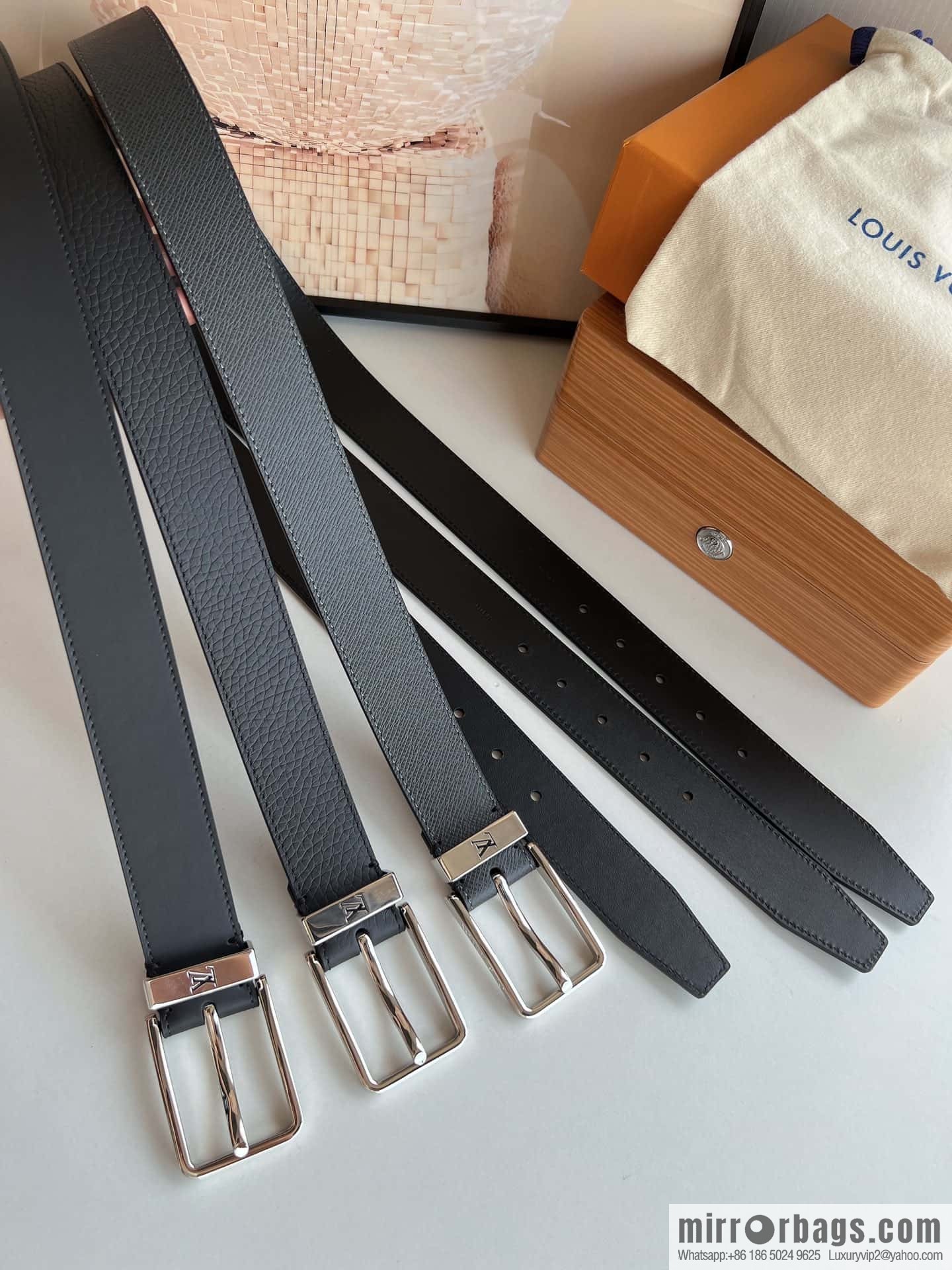 LV Pont Neuf 35mm Black Leather Belt