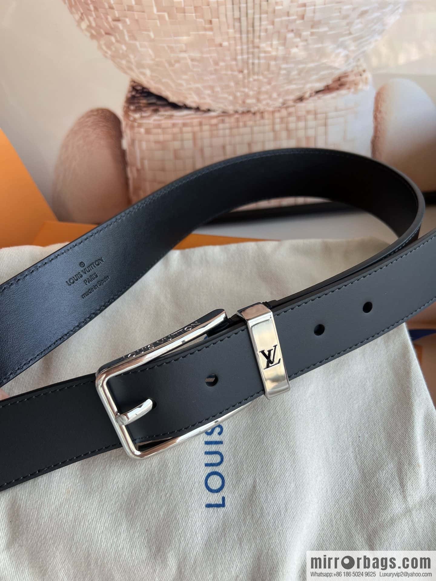 LV Pont Neuf 35mm Black Leather Belt