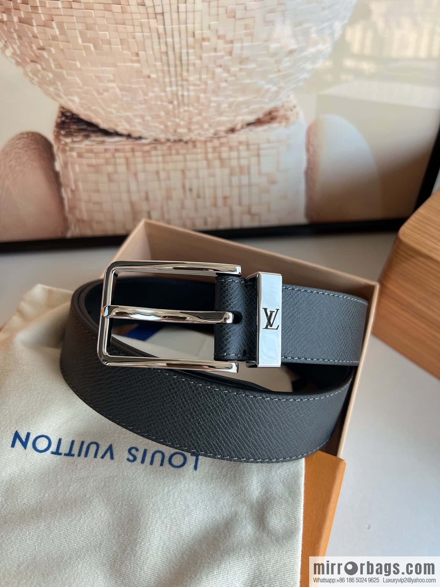 LV Pont Neuf 35mm Black Leather Belt