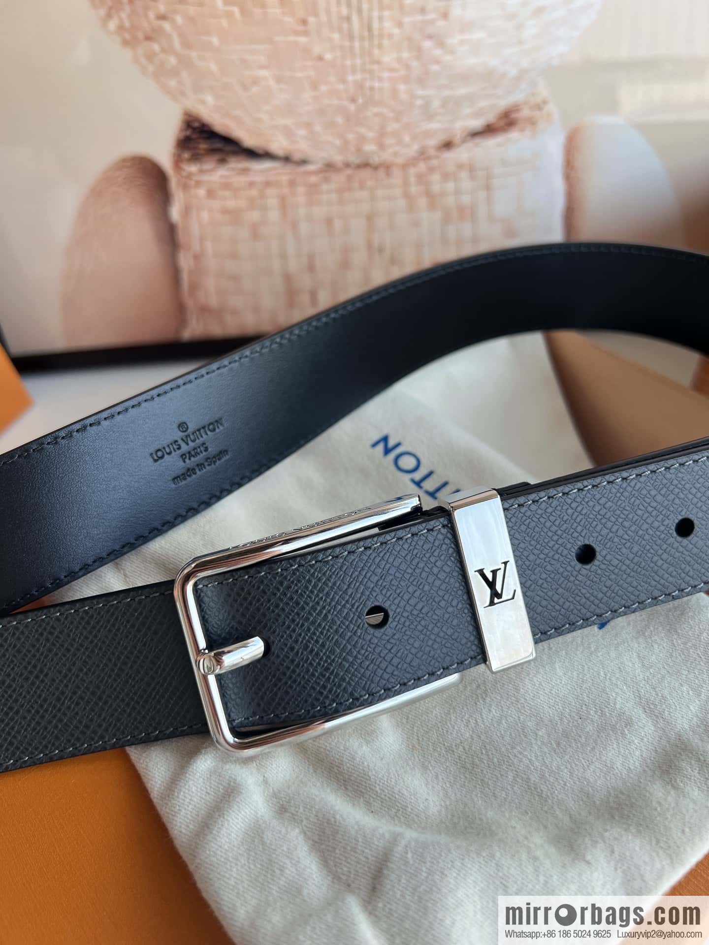 LV Pont Neuf 35mm Black Leather Belt