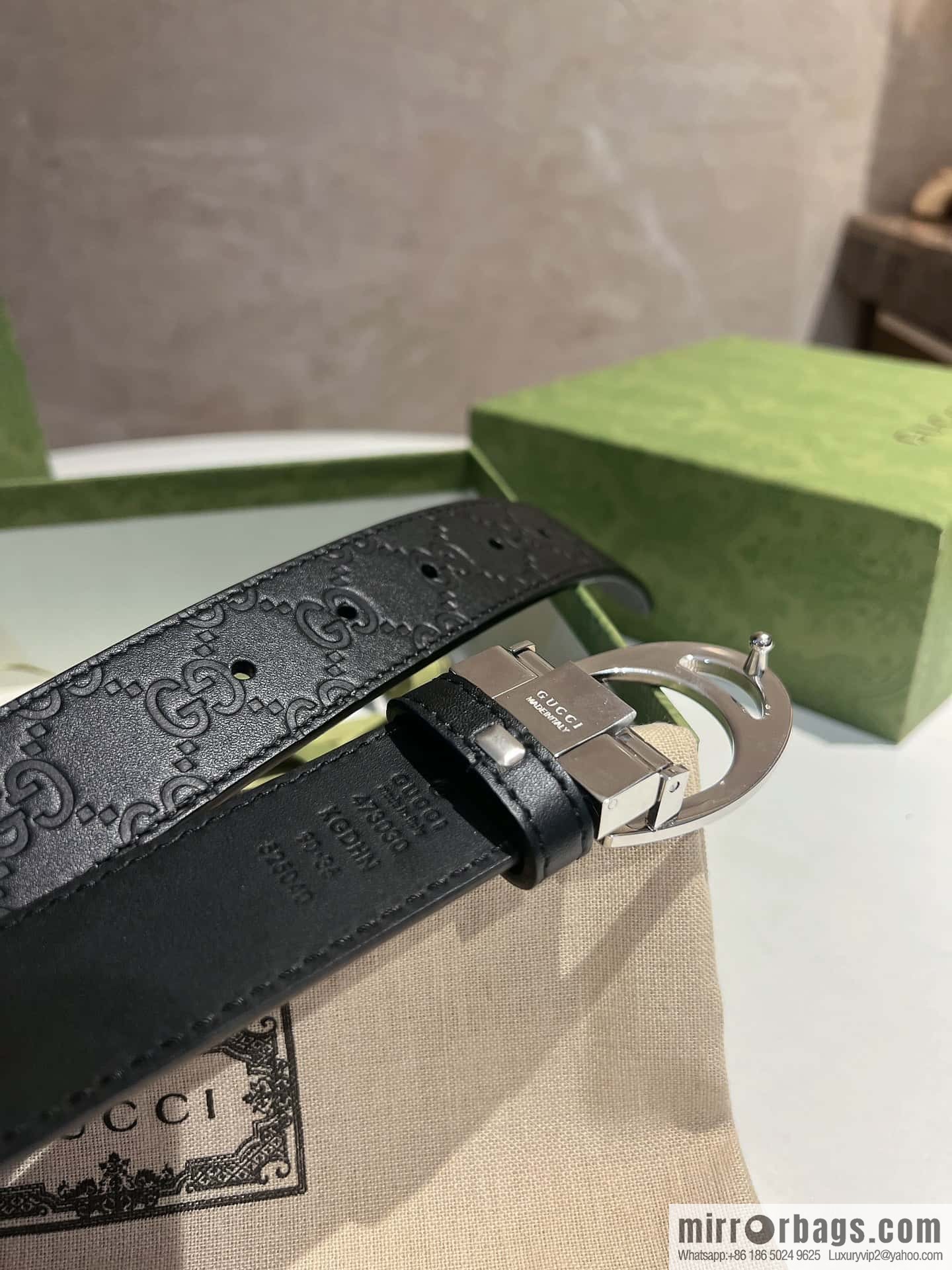 Gucci Gucci, first layer cowhide embossed texture G-shaped metal clip buckle men's 35mm belt