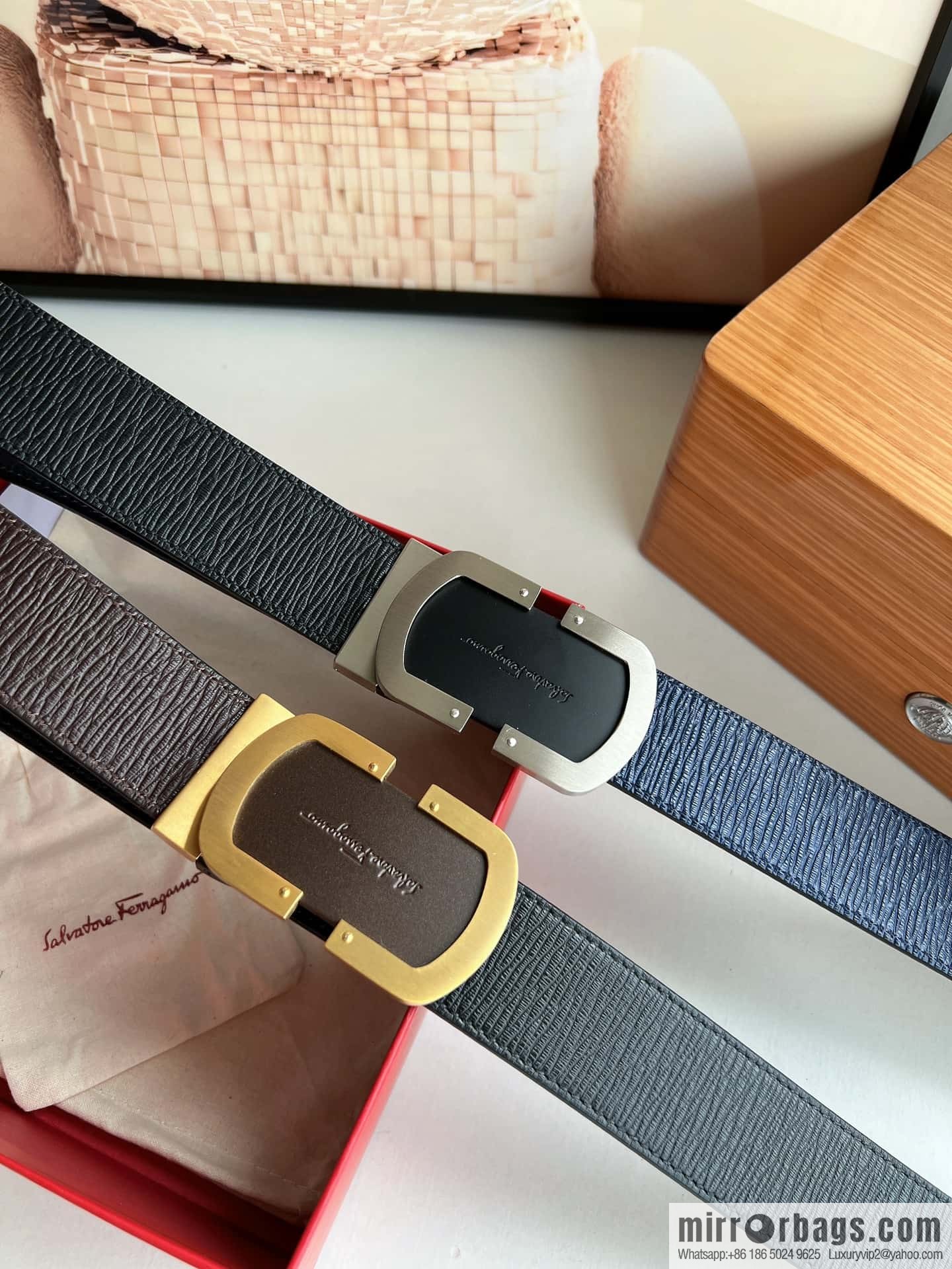 Ferragamo Ferragamo, double-sided belt with soft and delicate first layer cowhide material Men's 3.5cm belt