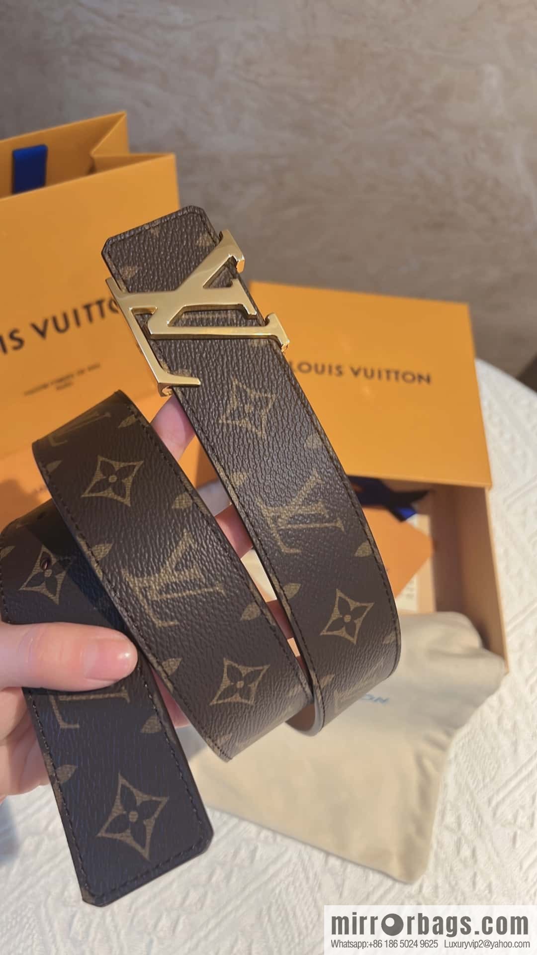 LV signature letter metal buckle belt M9808/M9608/M9610