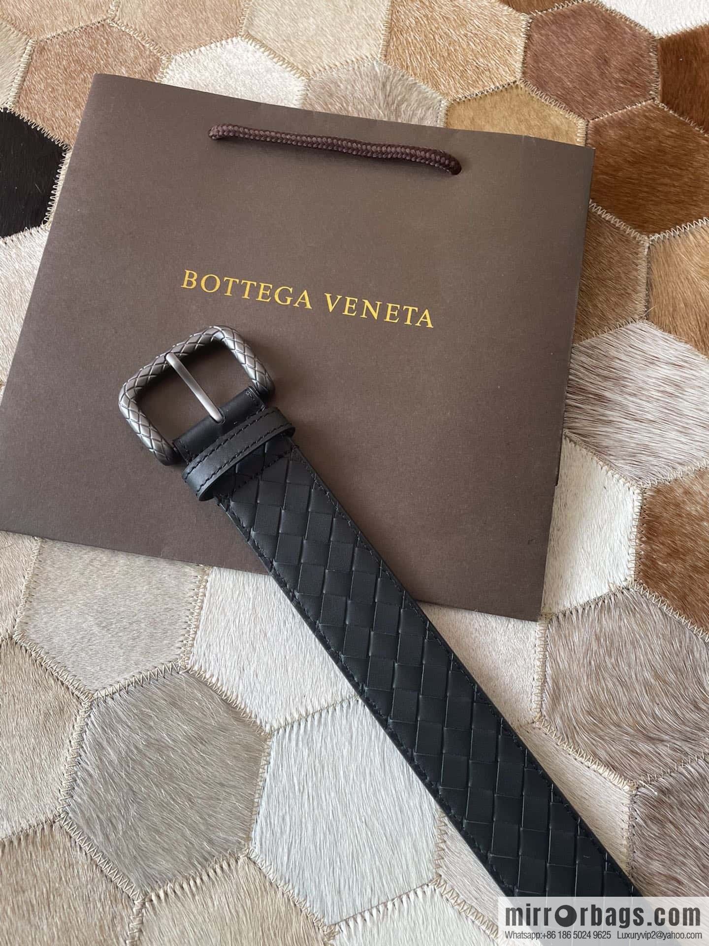 Bottega Veneta Butterfly Replica Luxury Handbag, Men's Hand-woven Cowhide Pattern Engraved Pin Buckle Belt 3.5cm