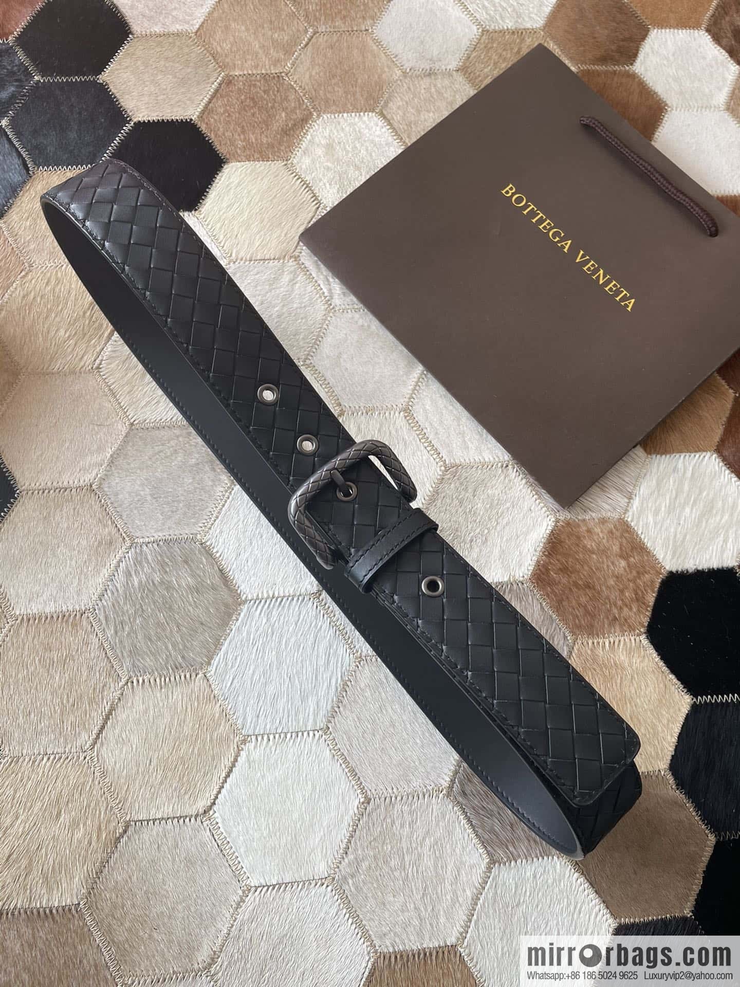 Bottega Veneta Butterfly Replica Luxury Handbag, Men's Hand-woven Cowhide Pattern Engraved Pin Buckle Belt 3.5cm