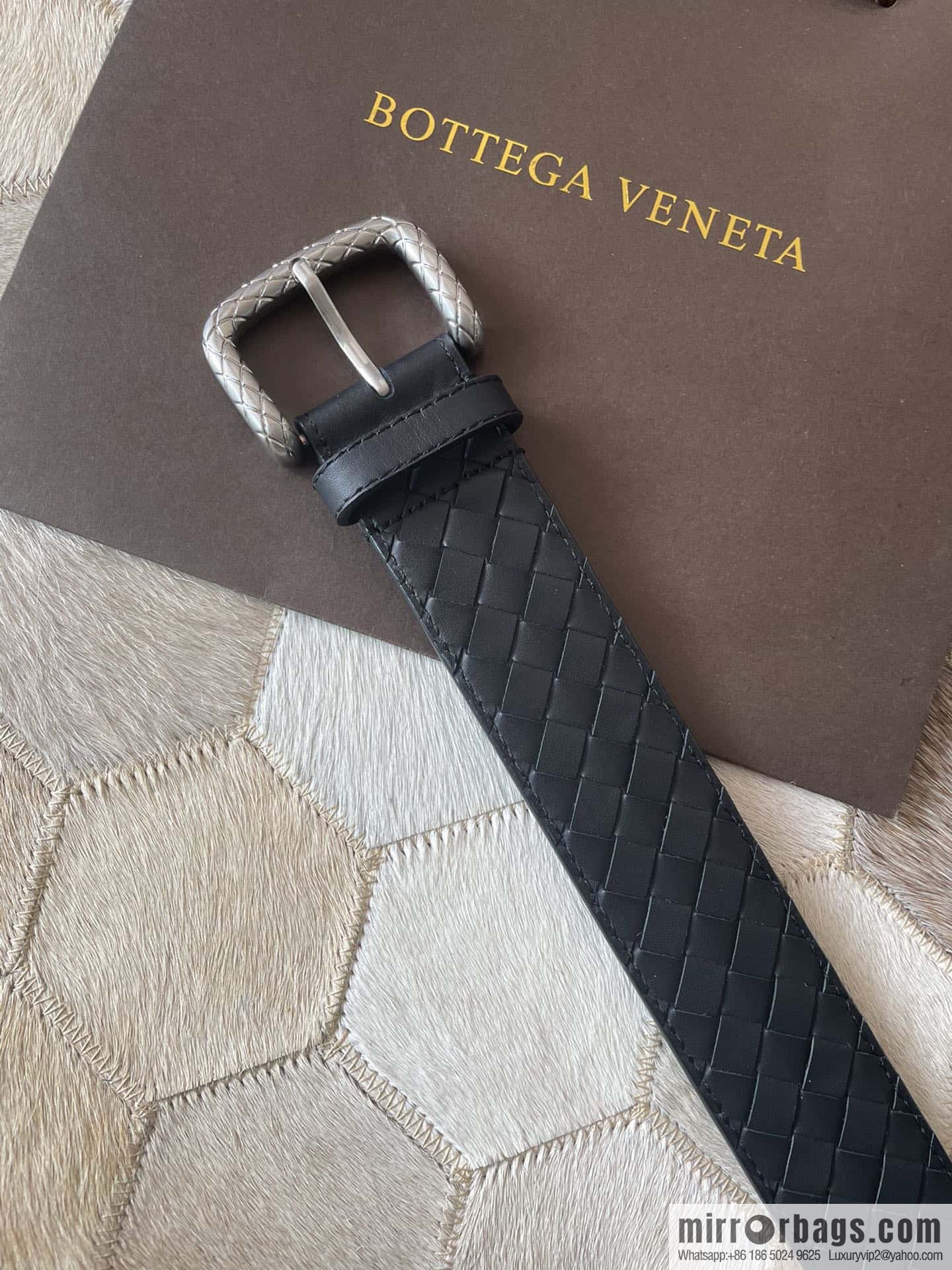 Bottega Veneta Butterfly Replica Luxury Handbag, Men's Hand-woven Cowhide Pattern Engraved Pin Buckle Belt 3.5cm