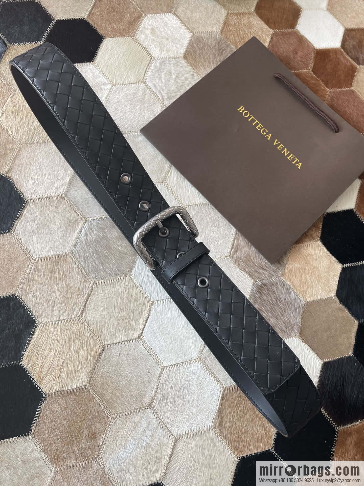 Bottega Veneta Butterfly Replica Luxury Handbag, Men's Hand-woven Cowhide Pattern Engraved Pin Buckle Belt 3.5cm