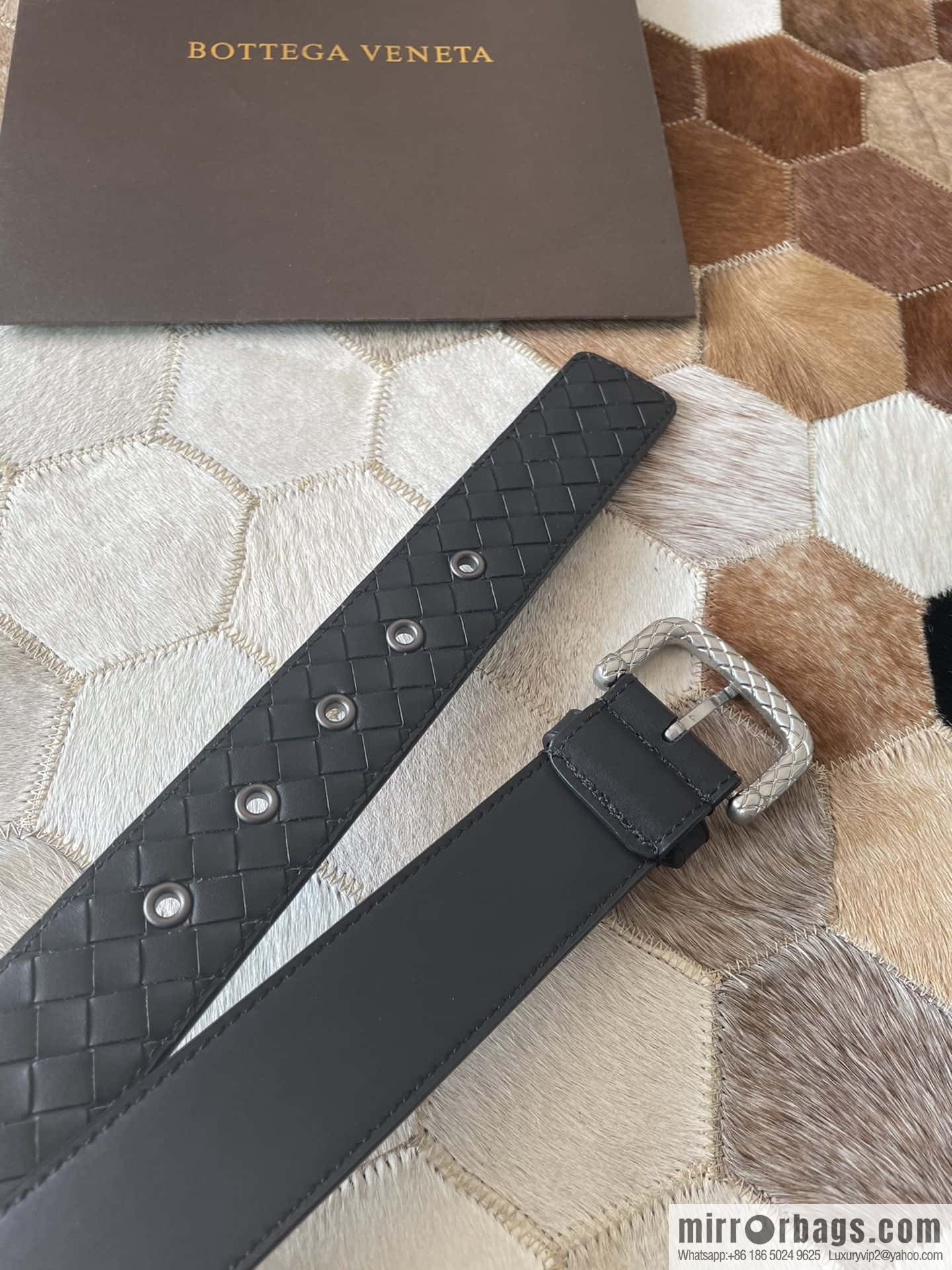 Bottega Veneta Butterfly Replica Luxury Handbag, Men's Hand-woven Cowhide Pattern Engraved Pin Buckle Belt 3.5cm