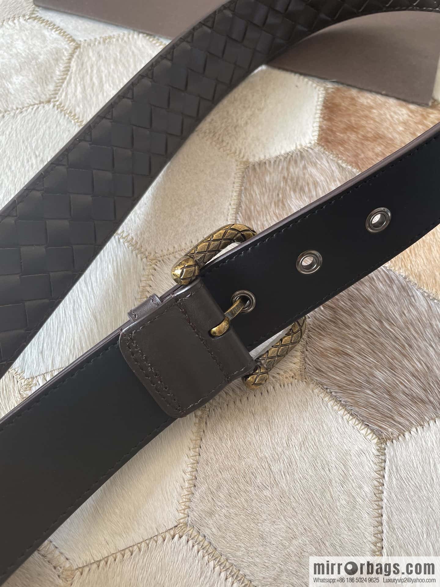 Bottega Veneta Butterfly Replica Luxury Handbag, Men's Hand-woven Cowhide Pattern Engraved Pin Buckle Belt 3.5cm