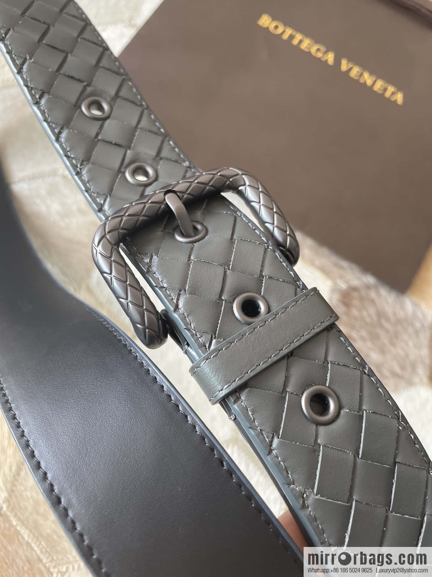 Bottega Veneta Butterfly Replica Luxury Handbag, Men's Hand-woven Cowhide Pattern Engraved Pin Buckle Belt 3.5cm