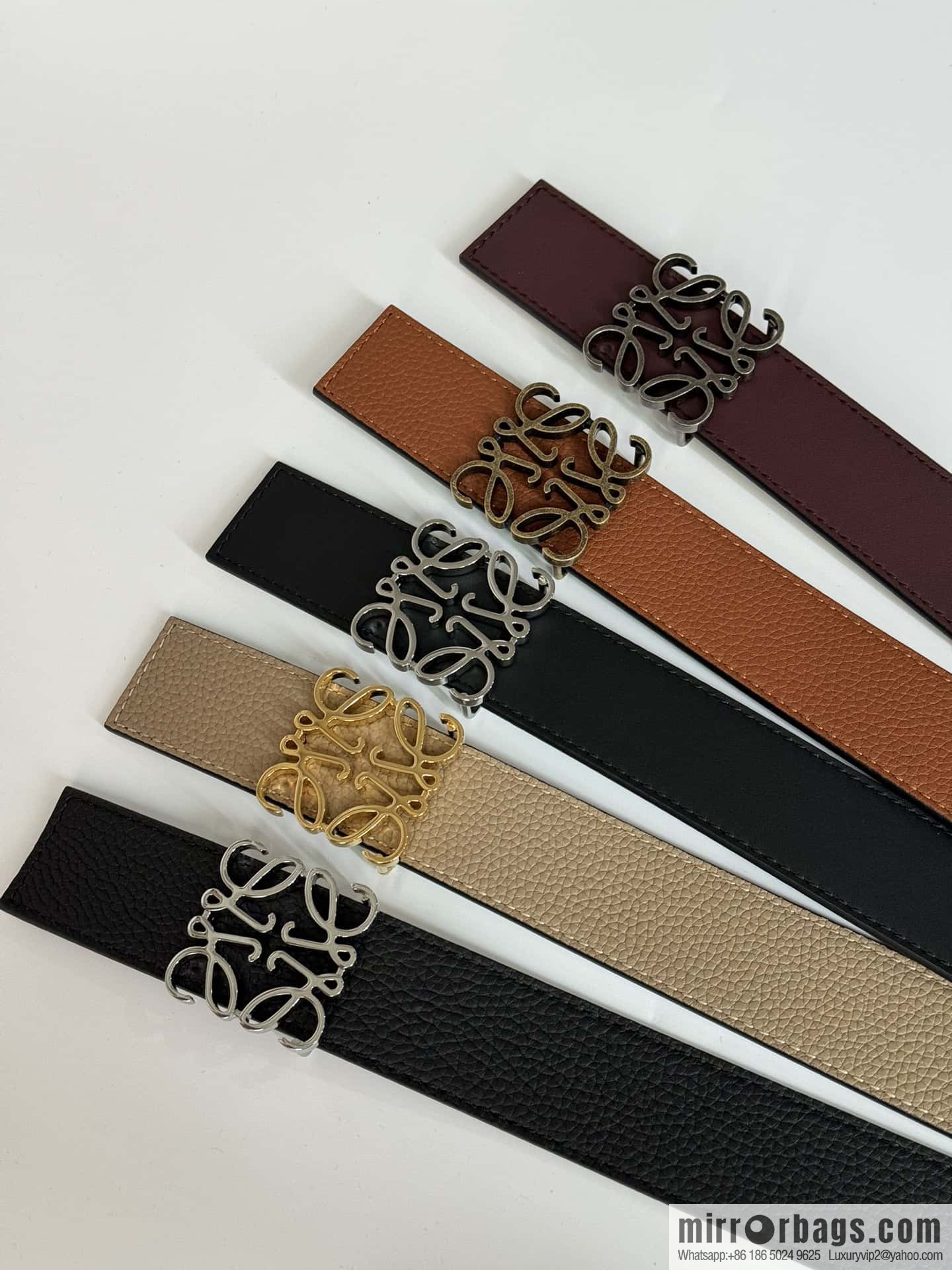 LOEWE Luo Yiwei, men's Spanish style logo metal buckle retro craftsmanship double-sided cowhide belt 3.5cm