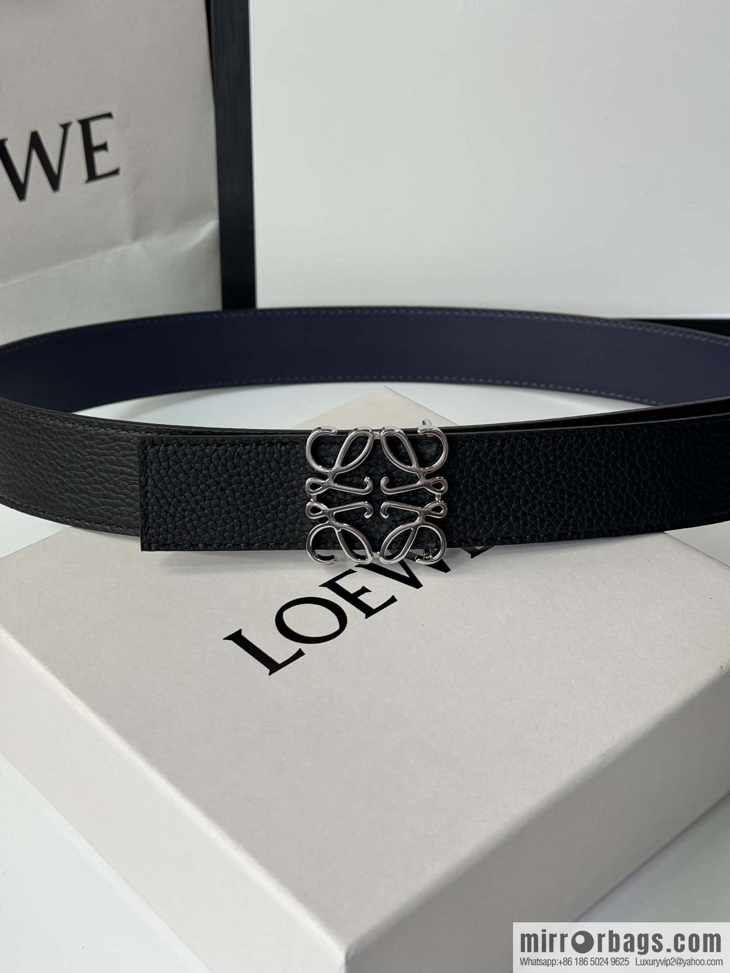 LOEWE Luo Yiwei, men's Spanish style logo metal buckle retro craftsmanship double-sided cowhide belt 3.5cm