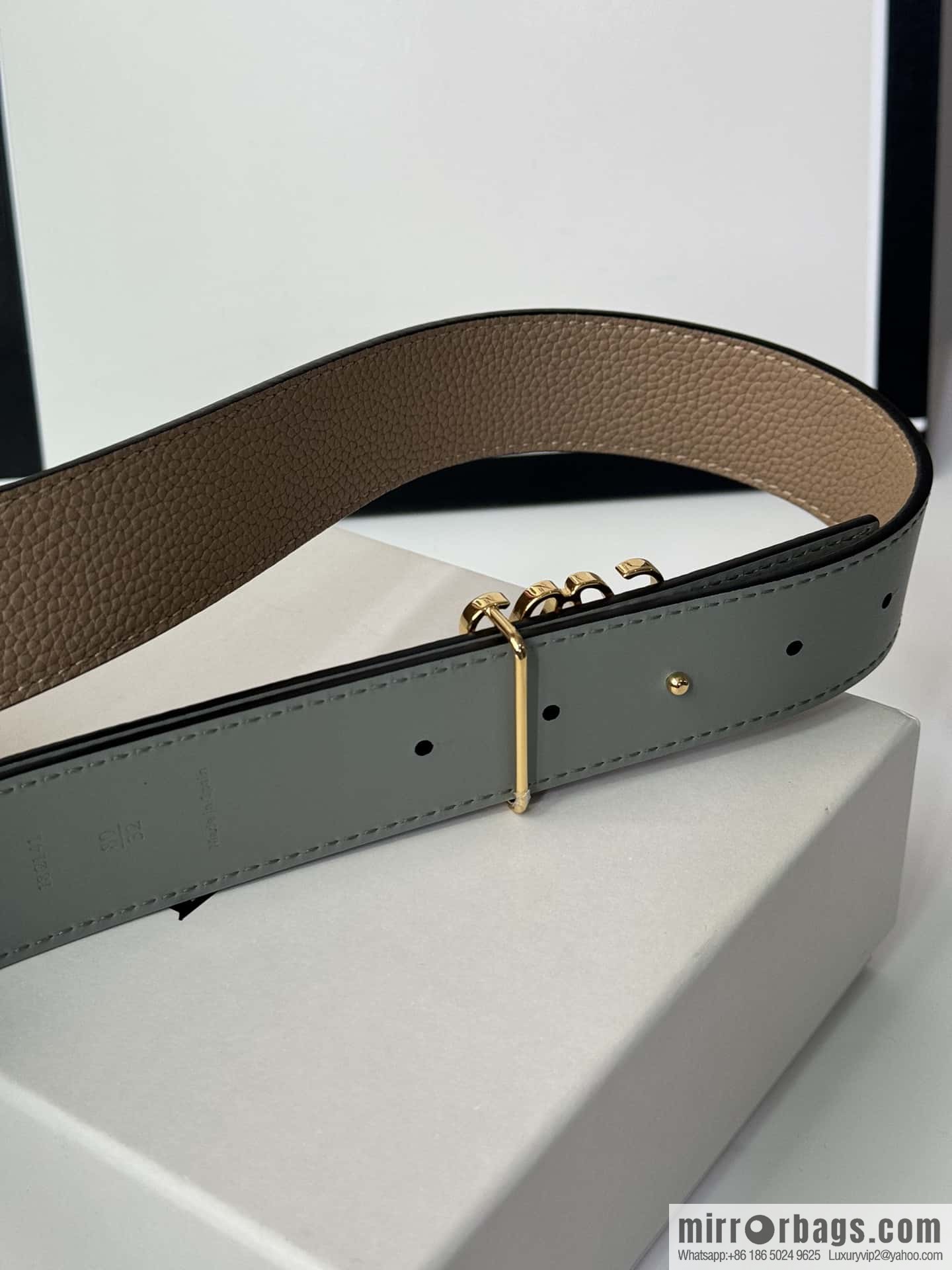 LOEWE Luo Yiwei, men's Spanish style logo metal buckle retro craftsmanship double-sided cowhide belt 3.5cm