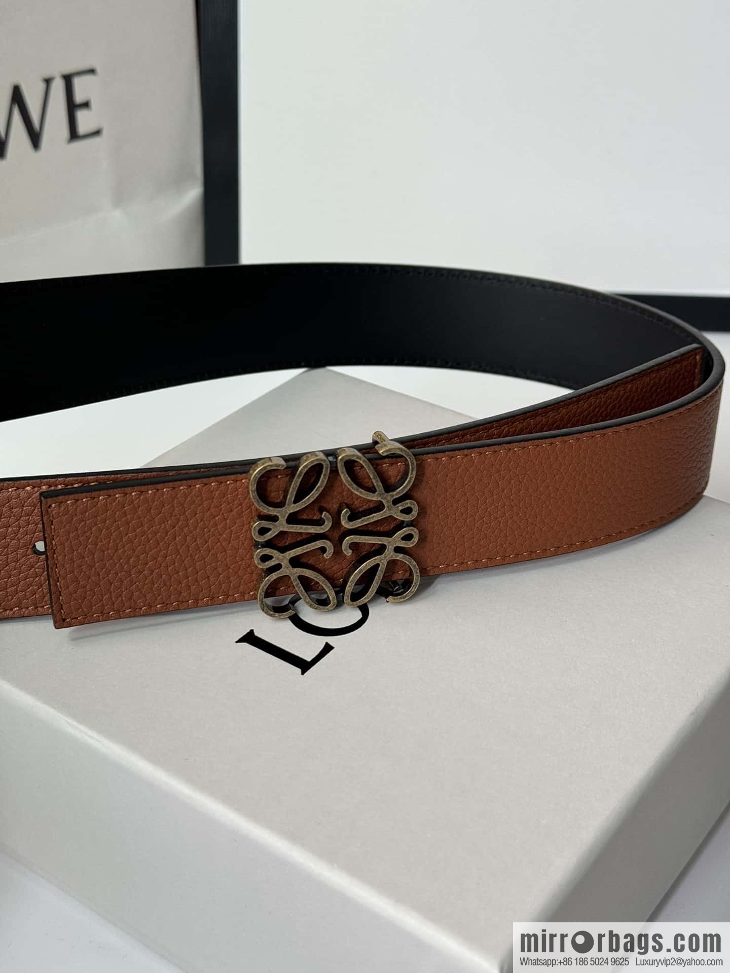 LOEWE Luo Yiwei, men's Spanish style logo metal buckle retro craftsmanship double-sided cowhide belt 3.5cm