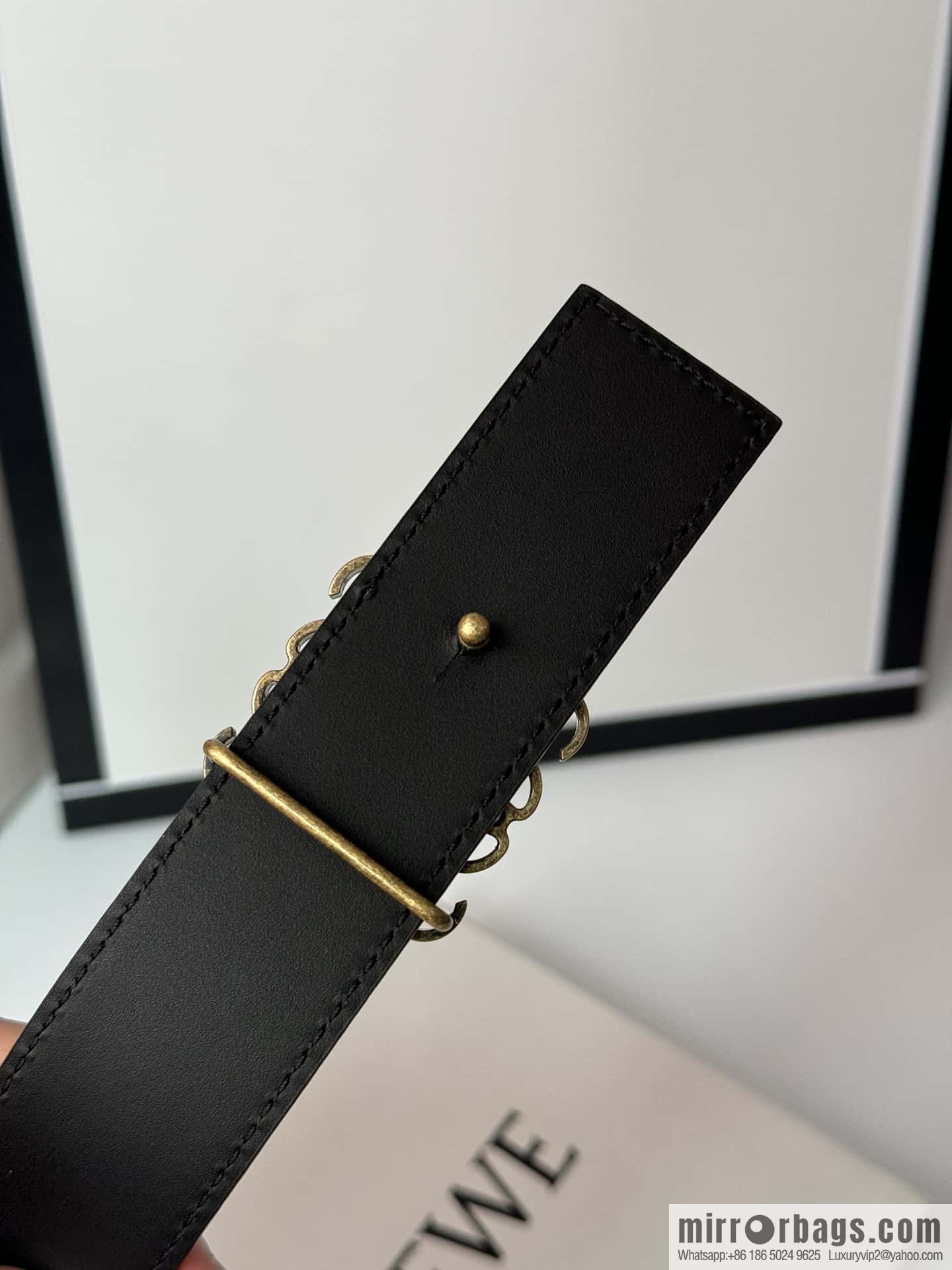LOEWE Luo Yiwei, men's Spanish style logo metal buckle retro craftsmanship double-sided cowhide belt 3.5cm