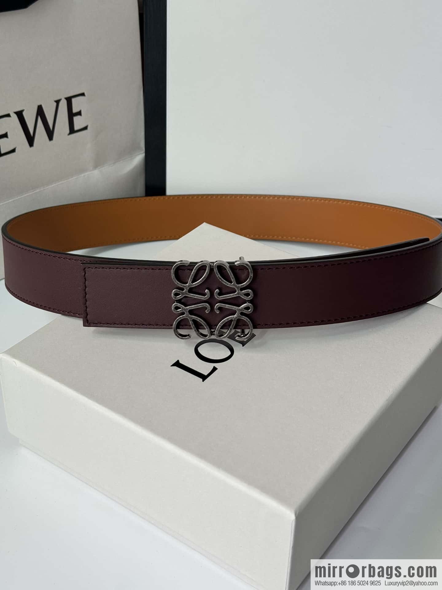 LOEWE Luo Yiwei, men's Spanish style logo metal buckle retro craftsmanship double-sided cowhide belt 3.5cm