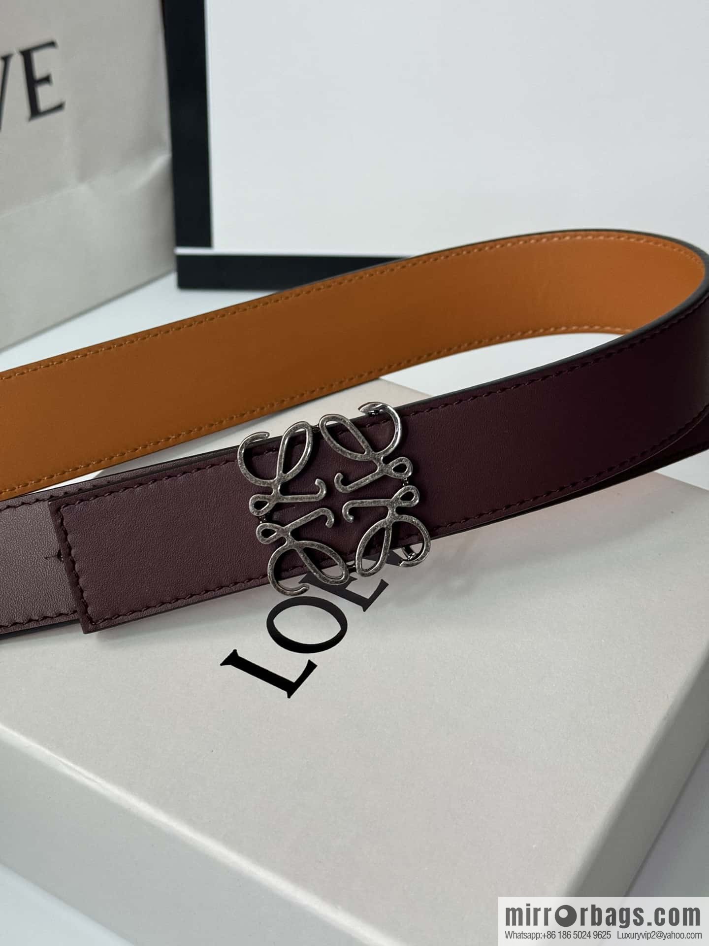 LOEWE Luo Yiwei, men's Spanish style logo metal buckle retro craftsmanship double-sided cowhide belt 3.5cm