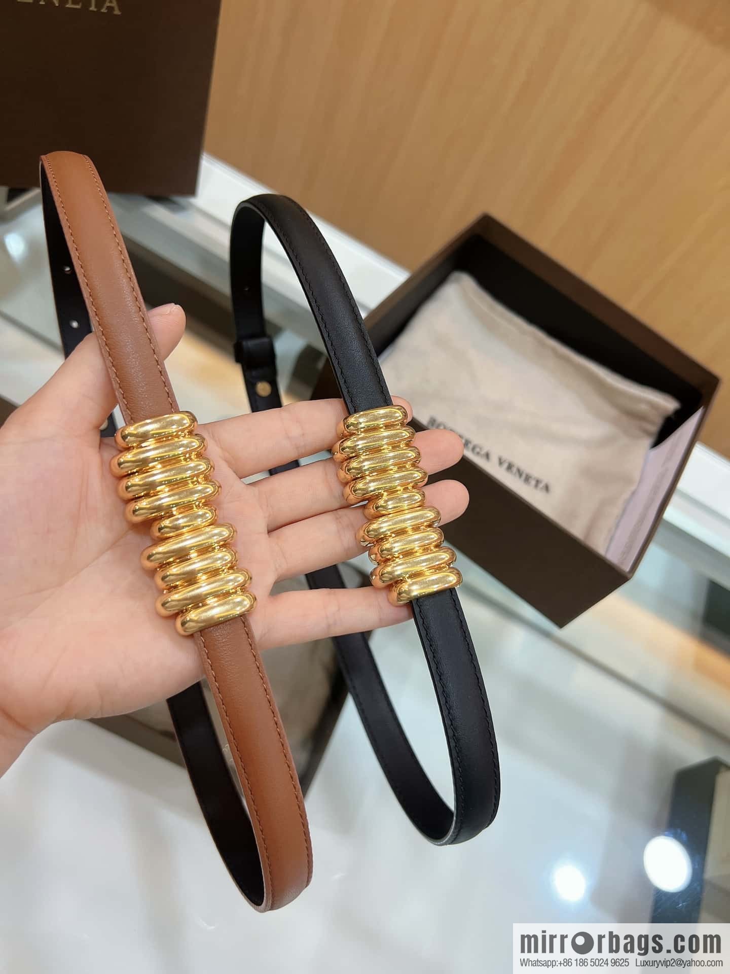 Bottega Veneta Butterfly Replica Luxury Handbag, Black Gold Metal Buckle Wrapped Irregular Design Gold Ring Decorative Waist Belt