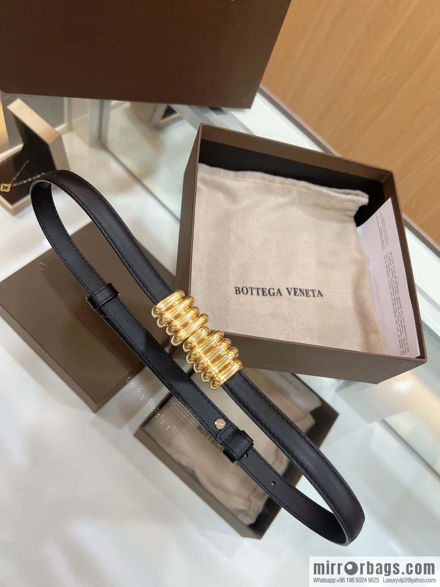 Bottega Veneta Butterfly Replica Luxury Handbag, Black Gold Metal Buckle Wrapped Irregular Design Gold Ring Decorative Waist Belt