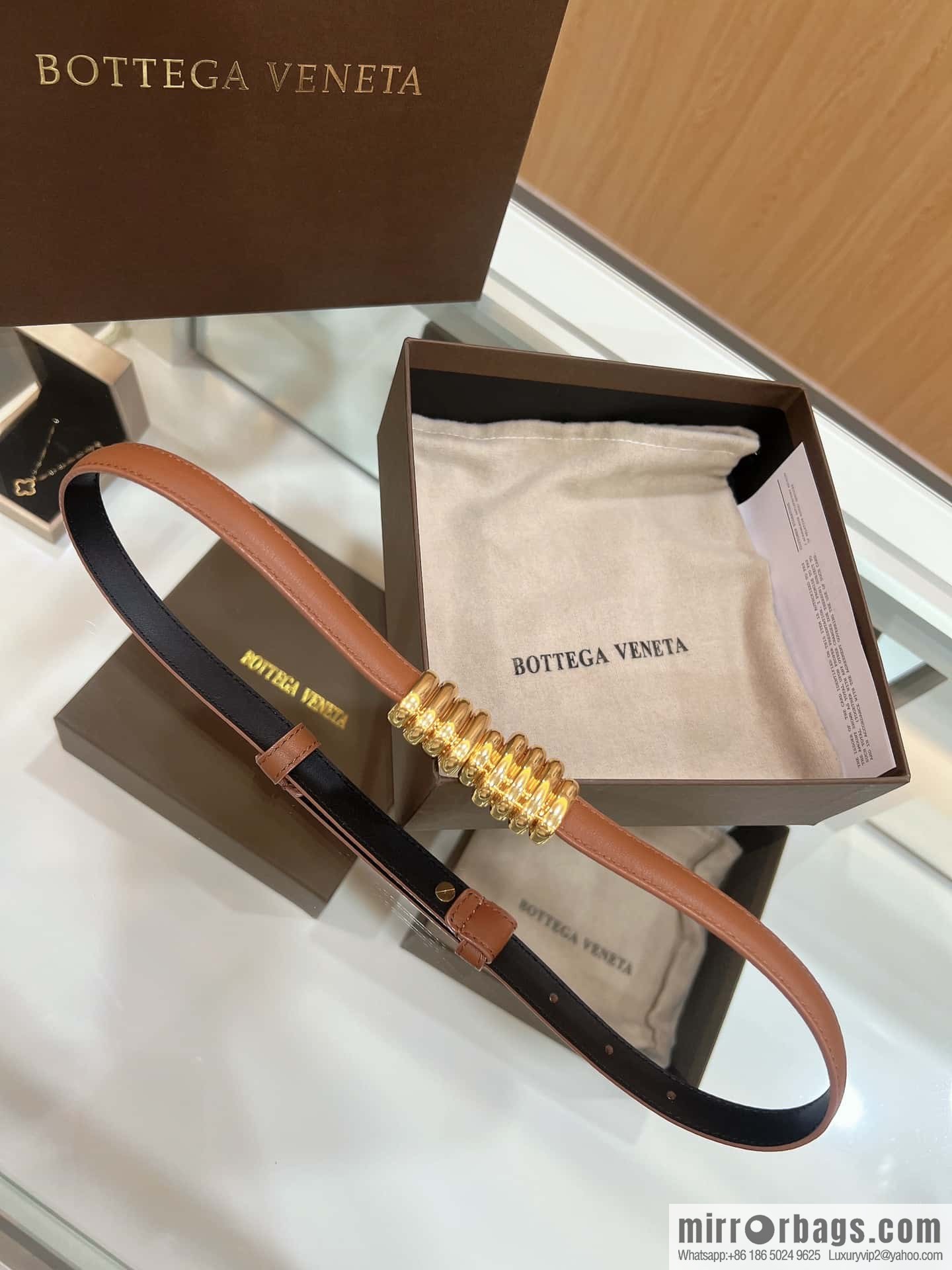 Bottega Veneta Butterfly Replica Luxury Handbag, Black Gold Metal Buckle Wrapped Irregular Design Gold Ring Decorative Waist Belt