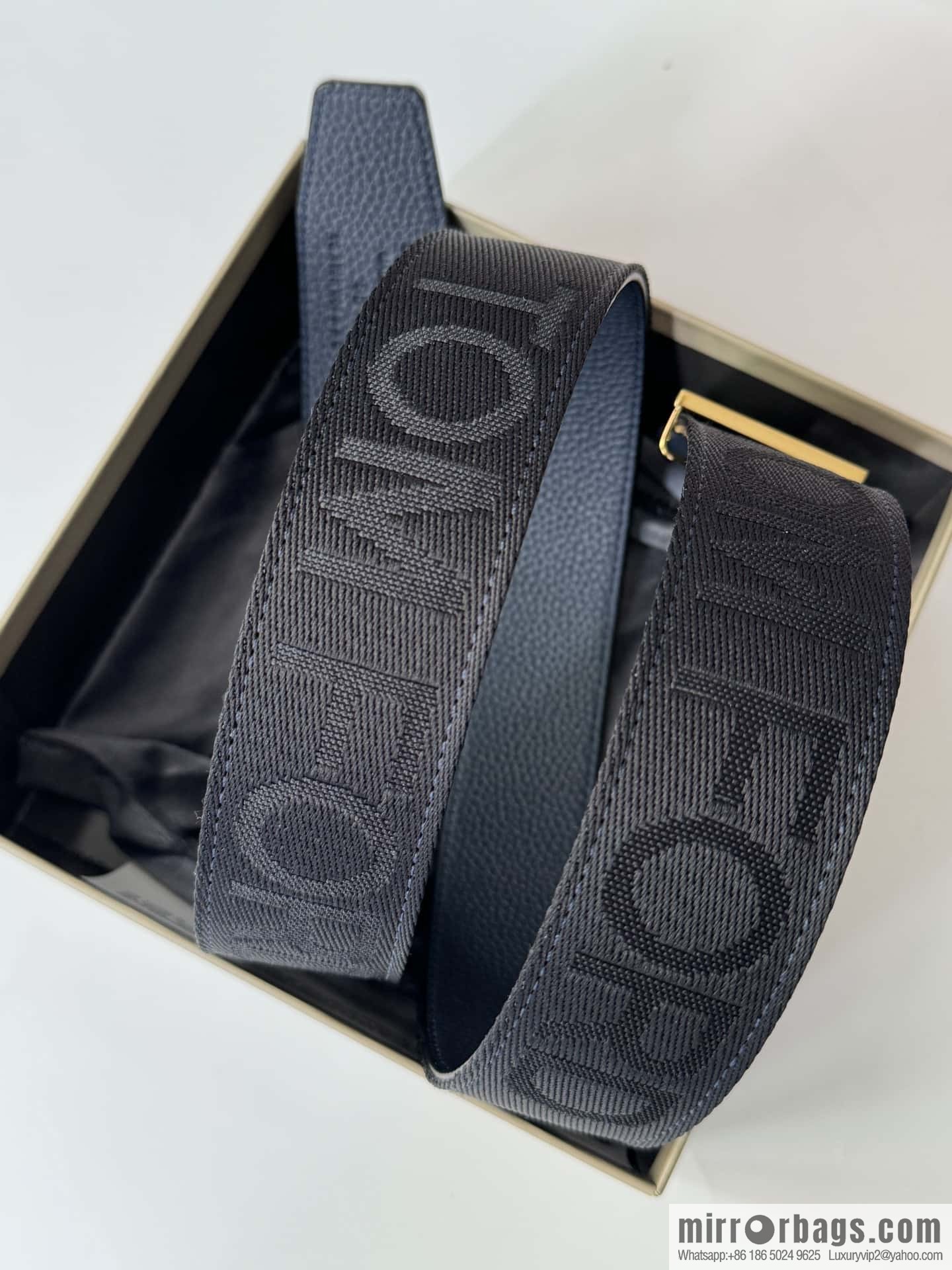 TOMFORD Tom Ford, Men's T-Buckle Double-Sided Belt 4.0CM