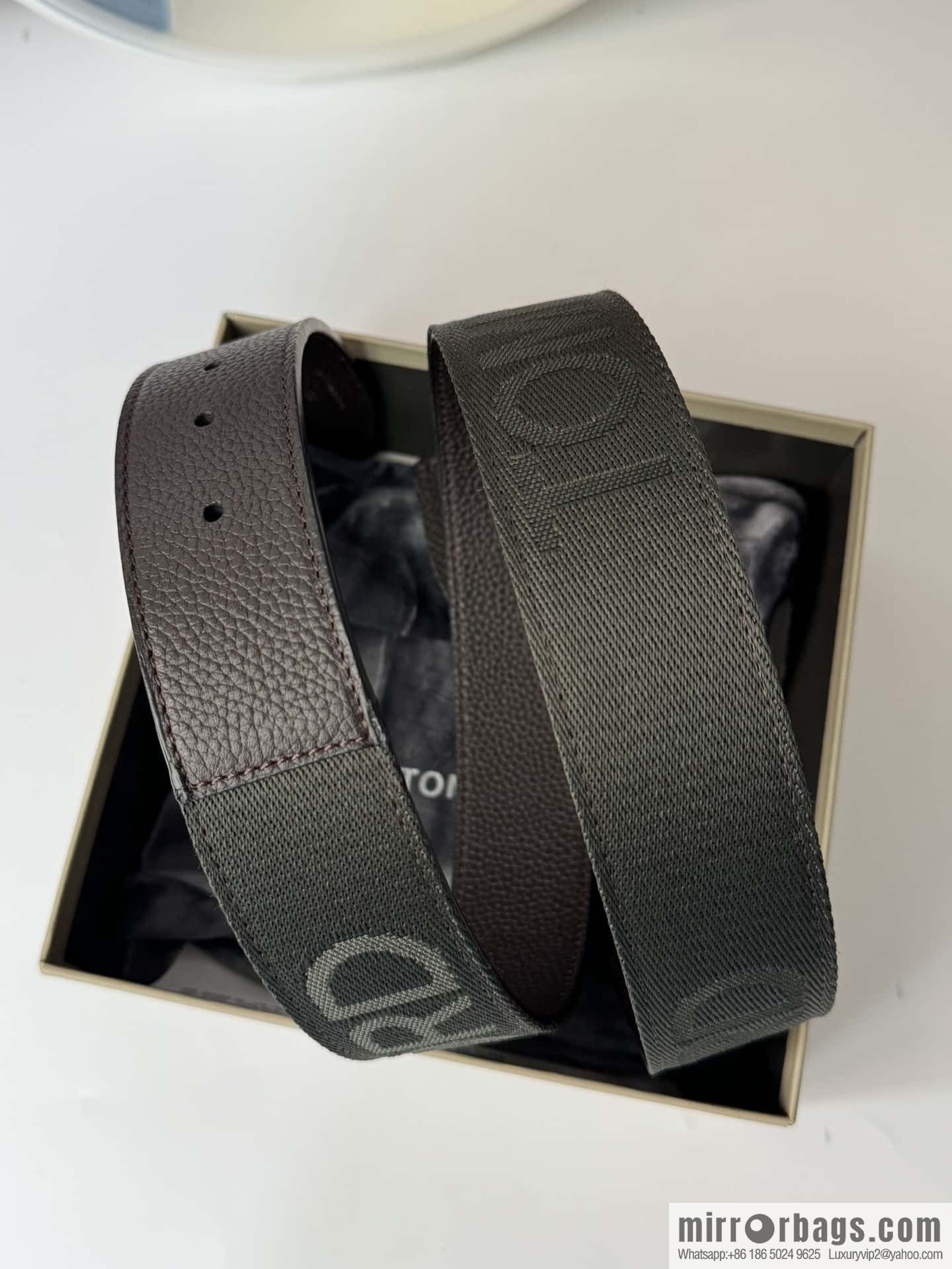 TOMFORD Tom Ford, Men's T-Buckle Double-Sided Belt 4.0CM