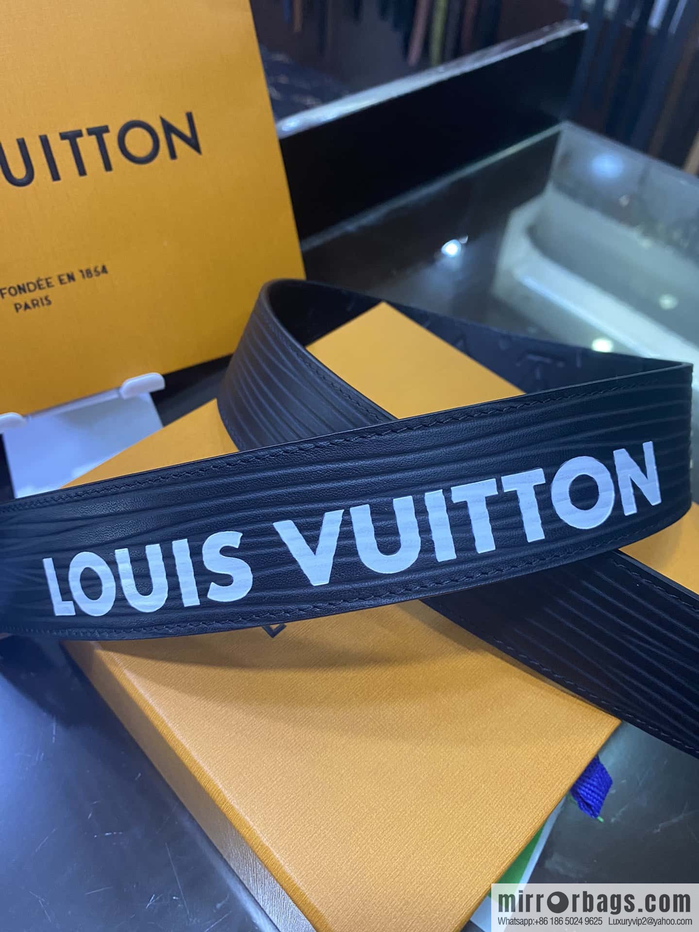 LV Men's 4.0mm Double Sided Belt