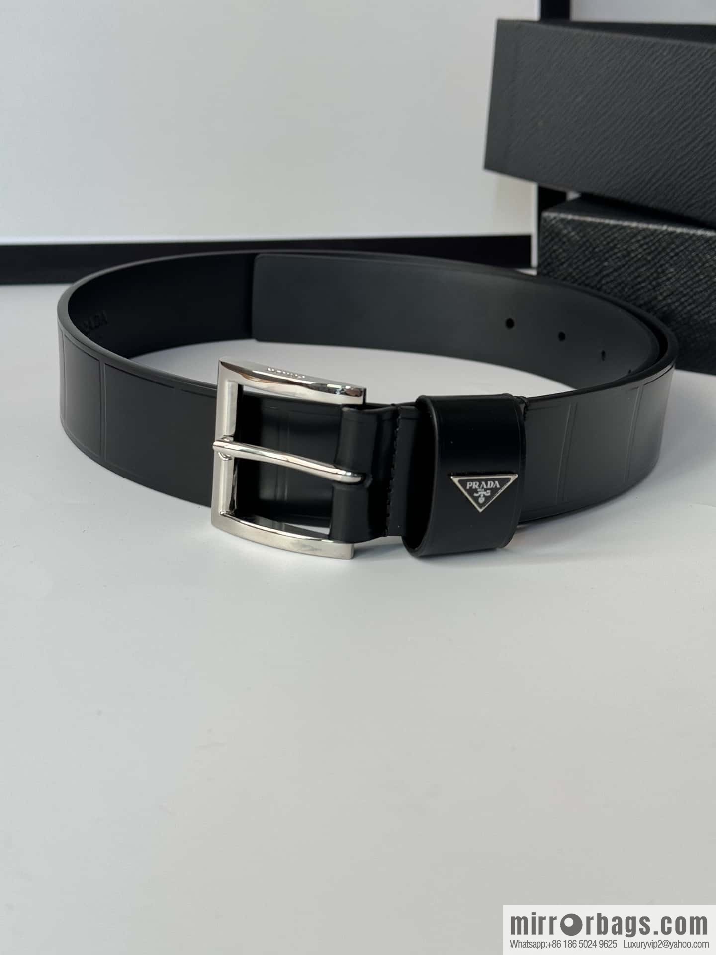 PRADA/Prada, cowhide pressing grid process hardware pin buckle counter new belt 3.5CM