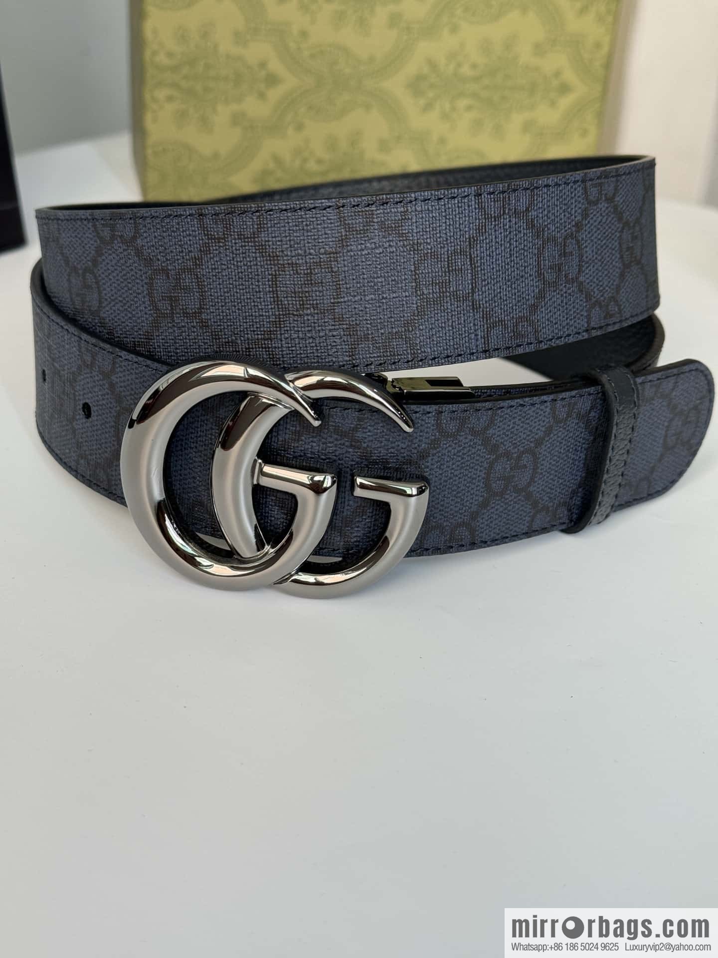 GUCCI 3.7cm double G bright rotary buckle with double-sided belt