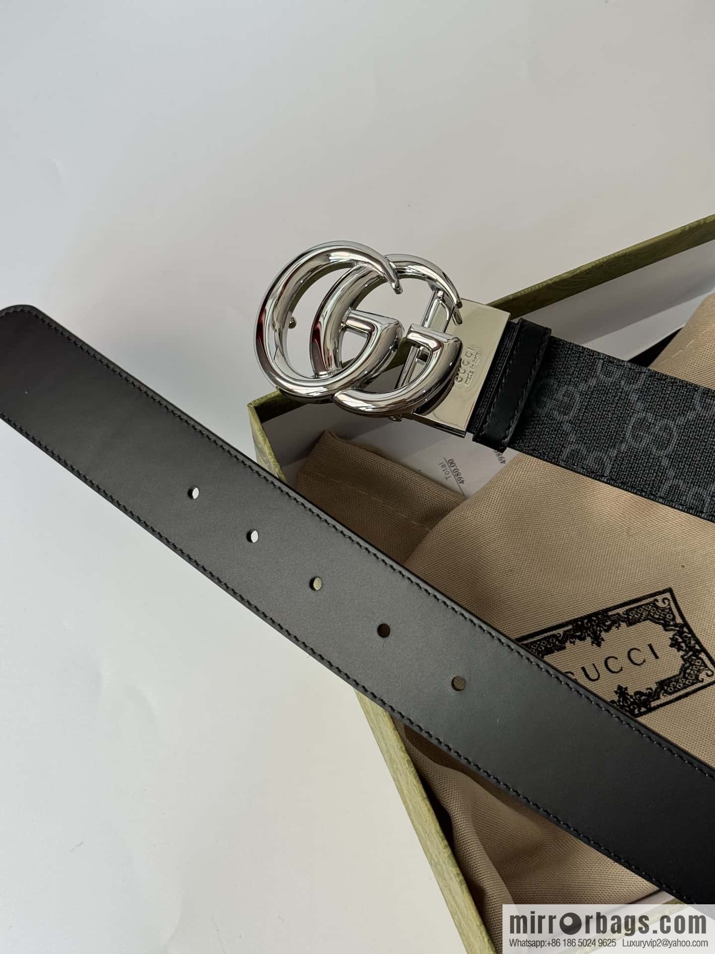 GUCCI 3.7cm double G bright rotary buckle with double-sided belt