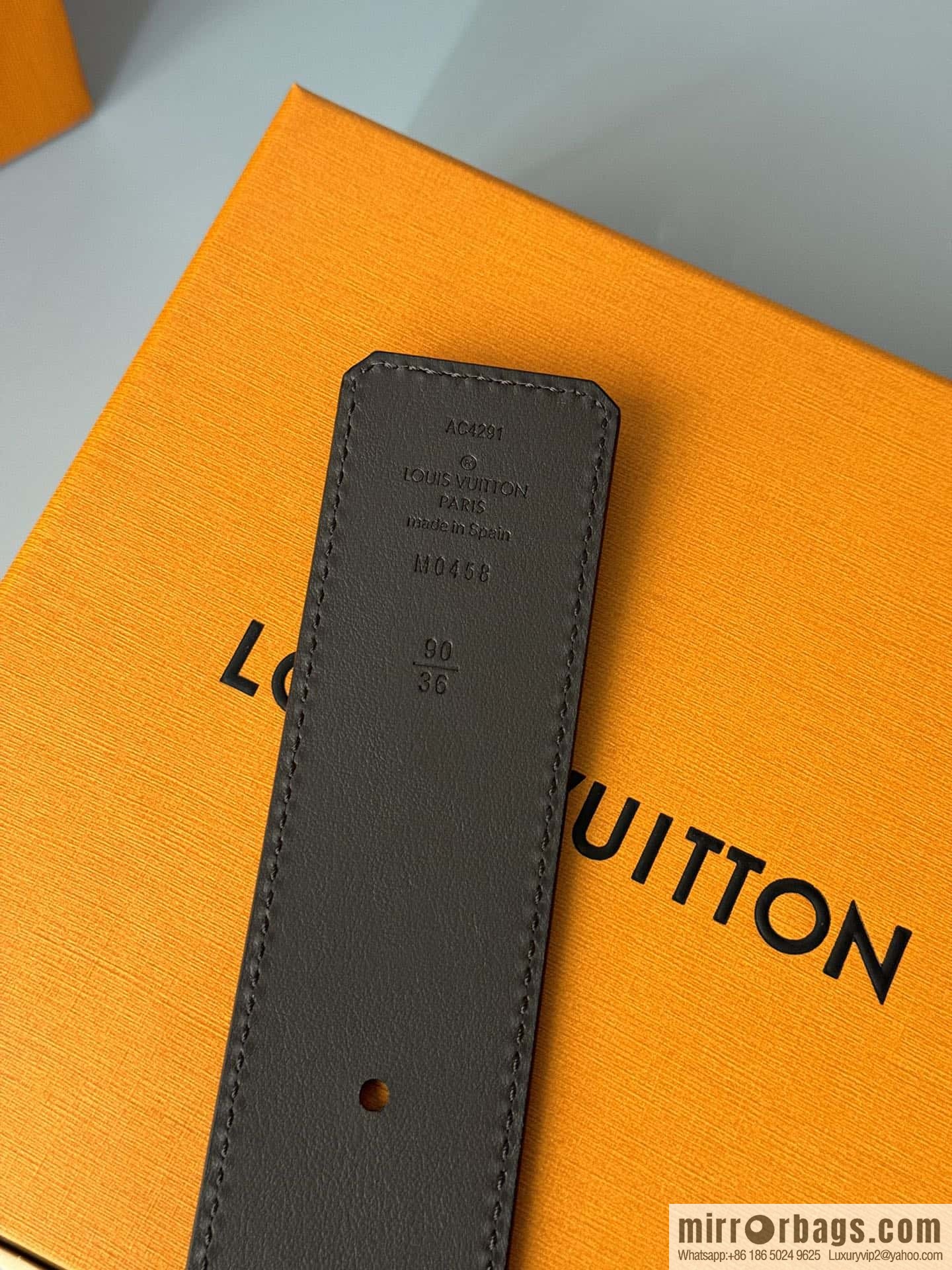 LV Men's Belt DamierLV Double Sided Belt 4.0mm m0458