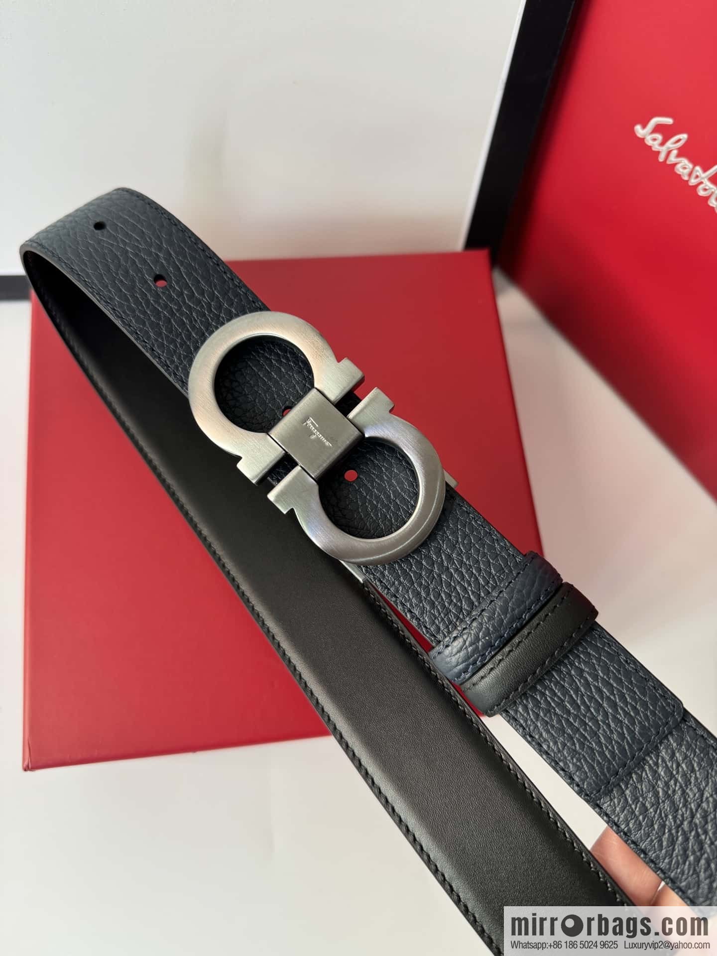 Ferragamo Ferragamo, exquisite 8-character metal brushed clip buckle cowhide belt 3.5CM