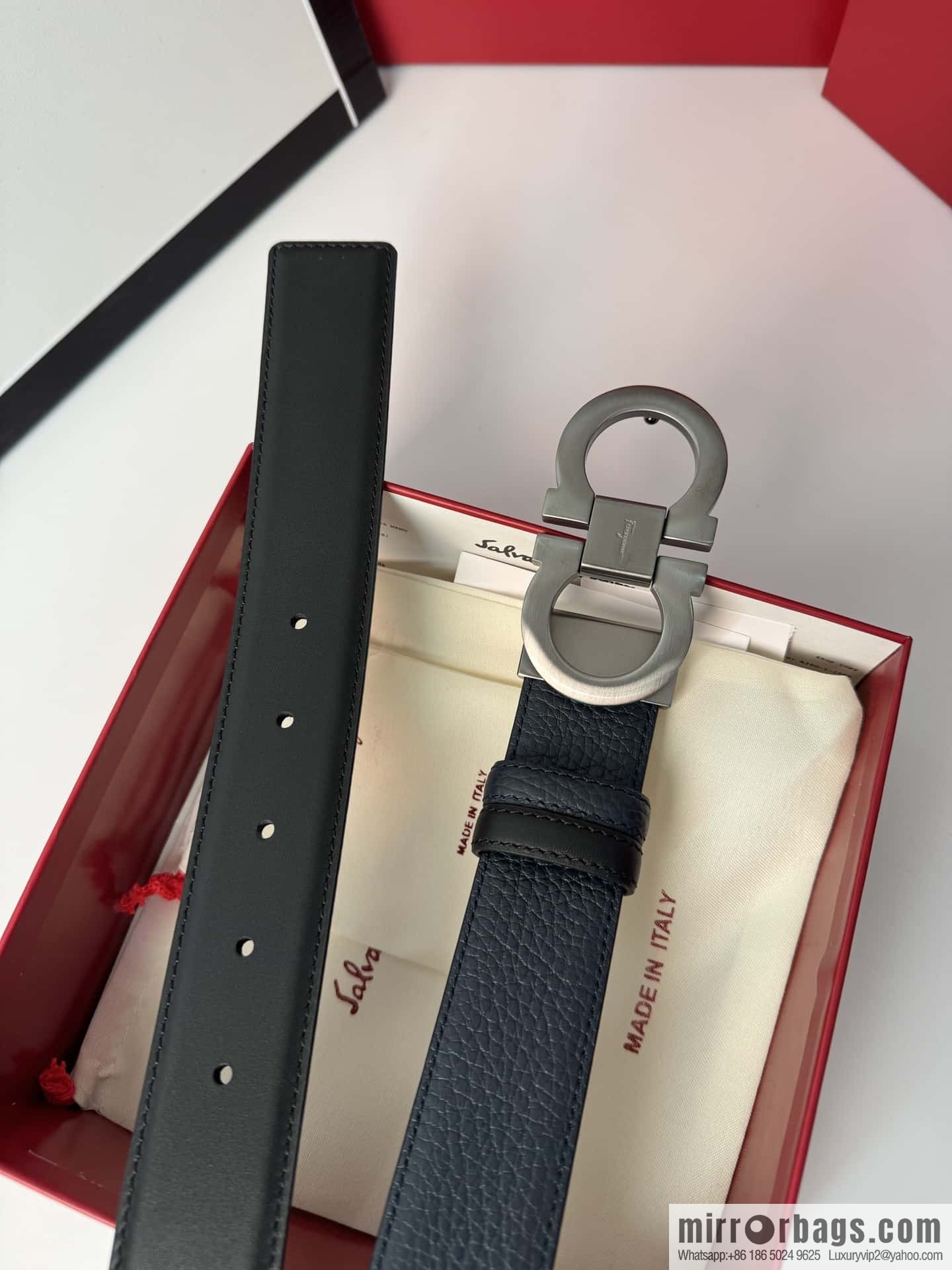 Ferragamo Ferragamo, exquisite 8-character metal brushed clip buckle cowhide belt 3.5CM