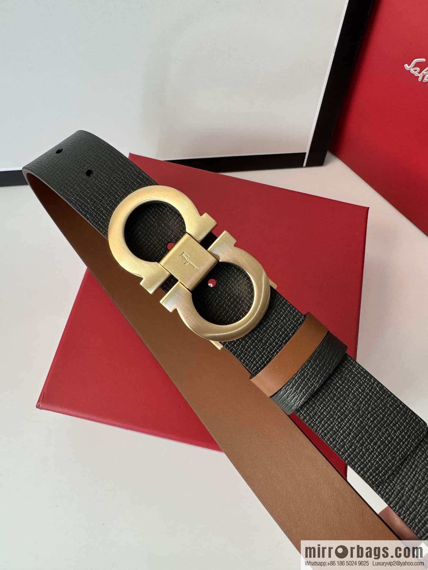 Ferragamo Ferragamo, exquisite 8-character metal brushed clip buckle cowhide belt 3.5CM