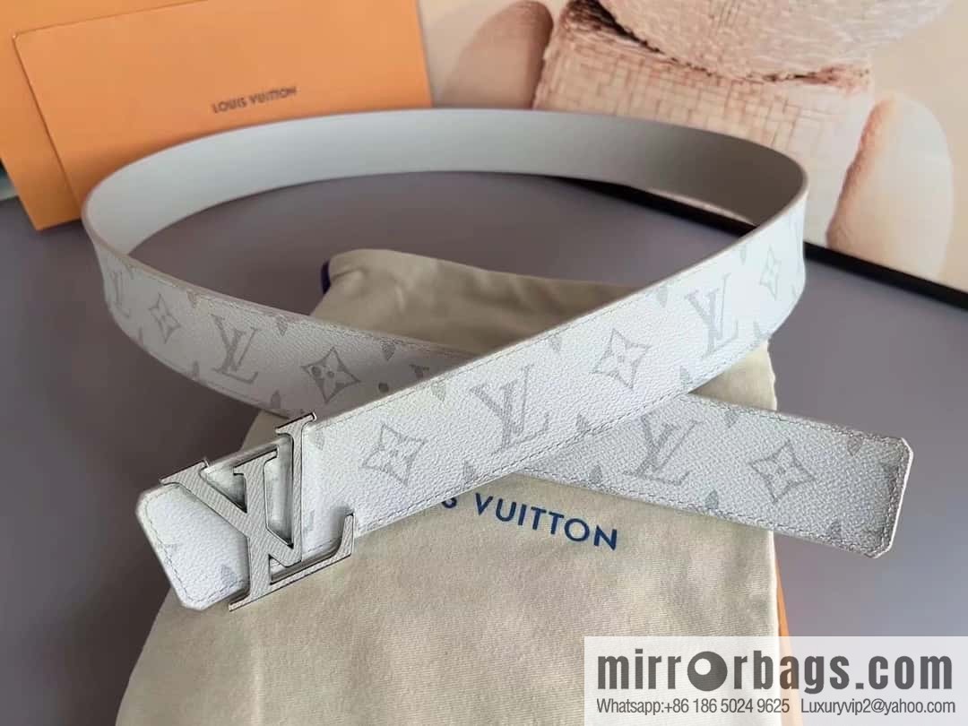LV Initiales Double Sided Belt 4.0CM