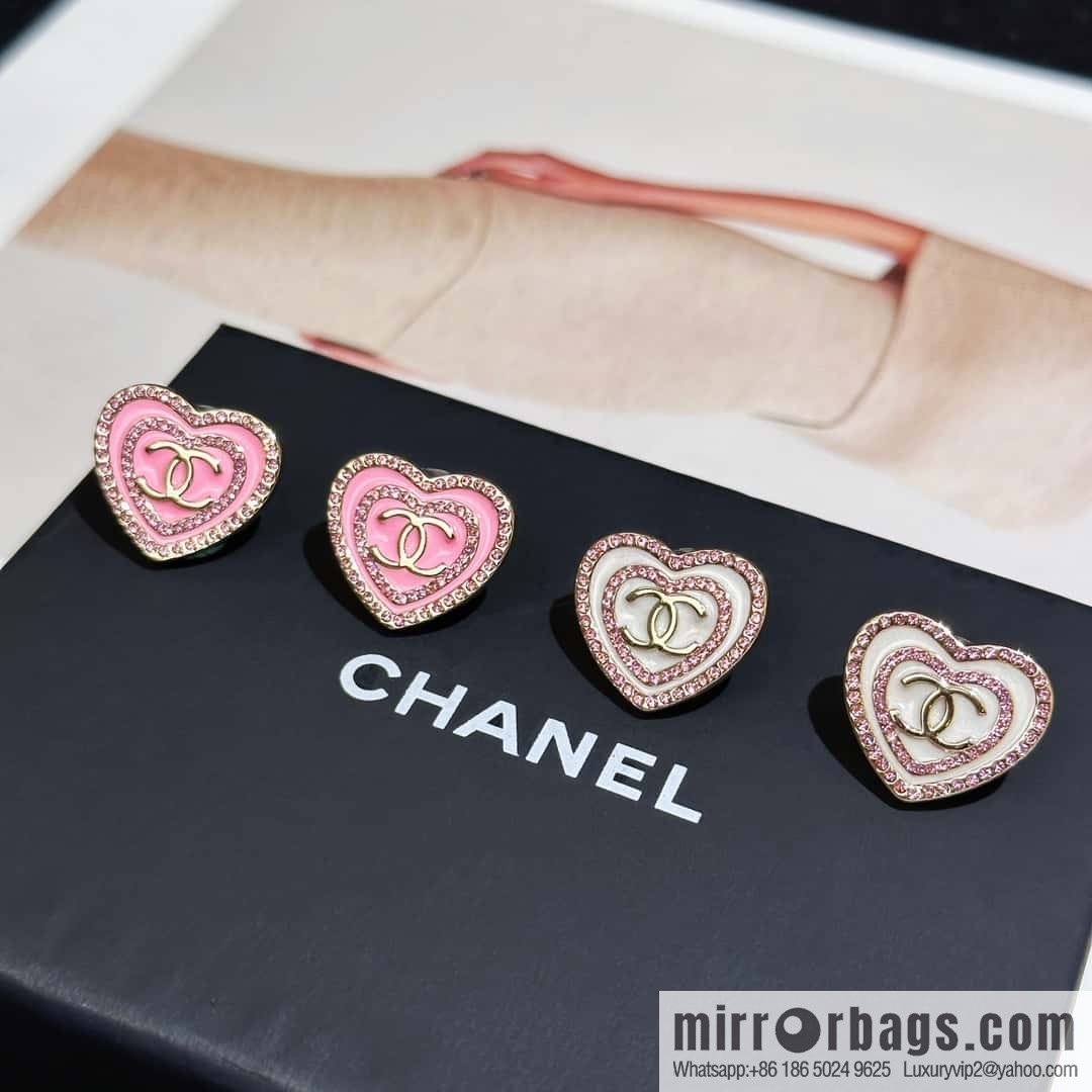 ❗️New ❗️☀️ new ☑️ Chanel C1 double c peach heart love stud earrings ☀️