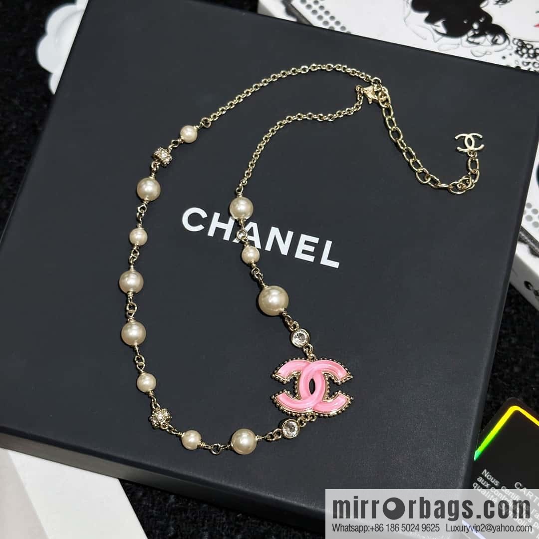 ❗️New ❗️ Chanel necklace ☀️ new ☑️ Chanel pearl pink double c necklace ☀️