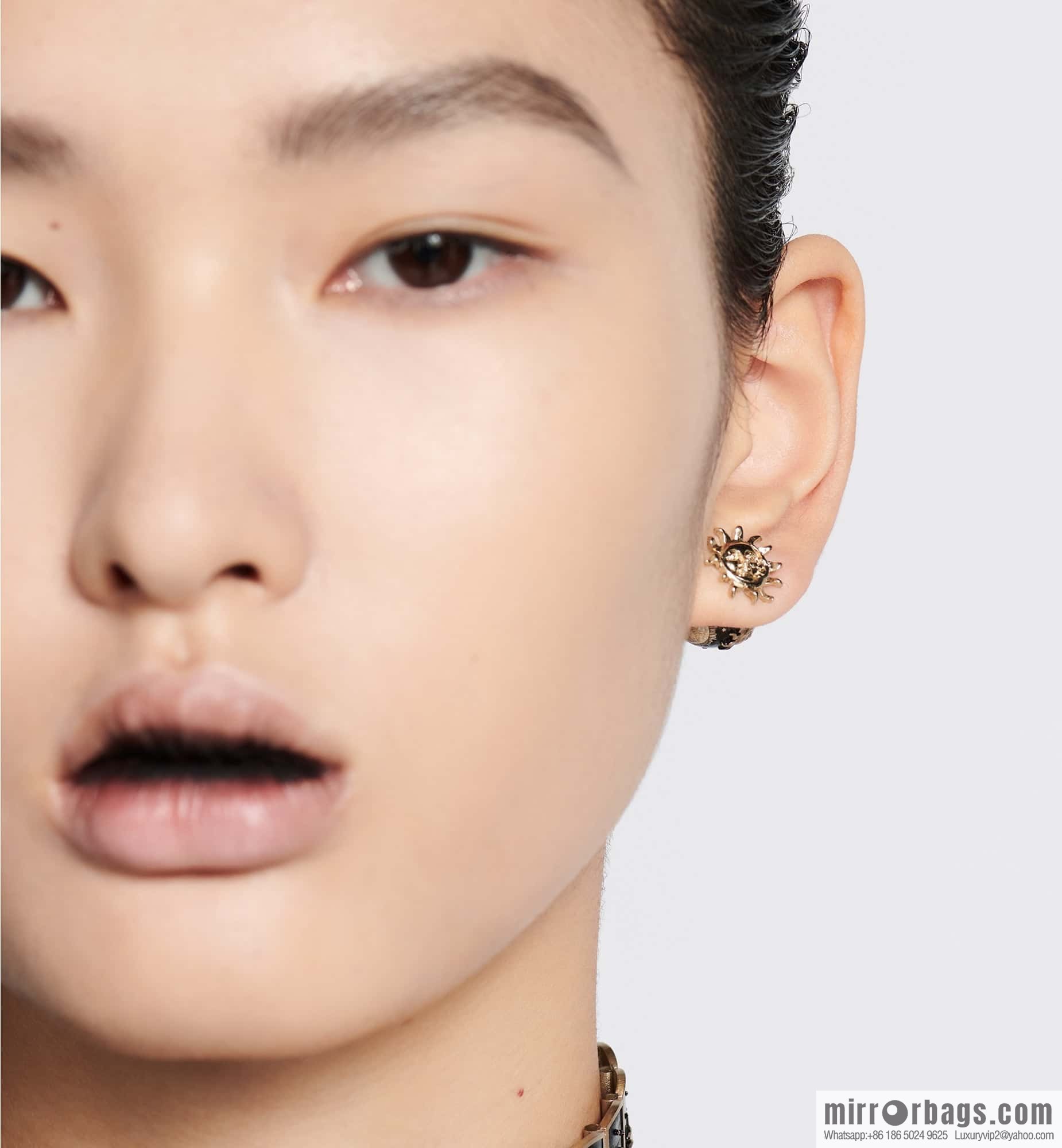 New ☑️ Dior Tribales Earrings