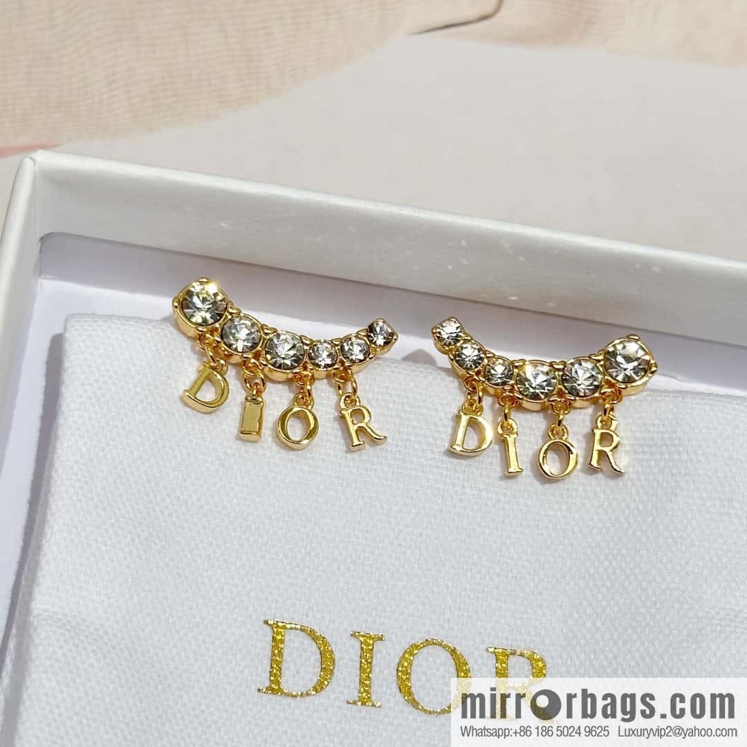 New ☑️ Dior tassel, earrings stud earrings
