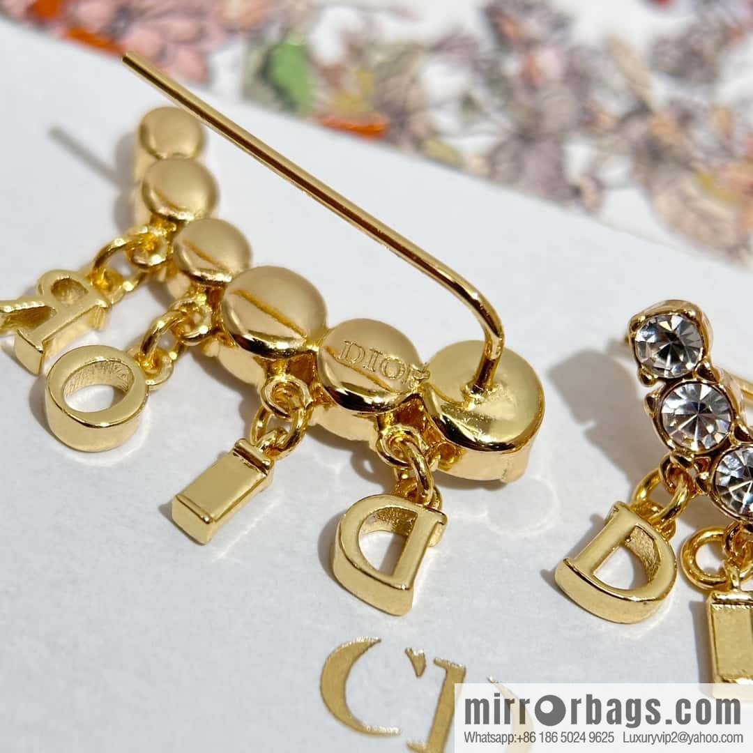 New ☑️ Dior tassel, earrings stud earrings