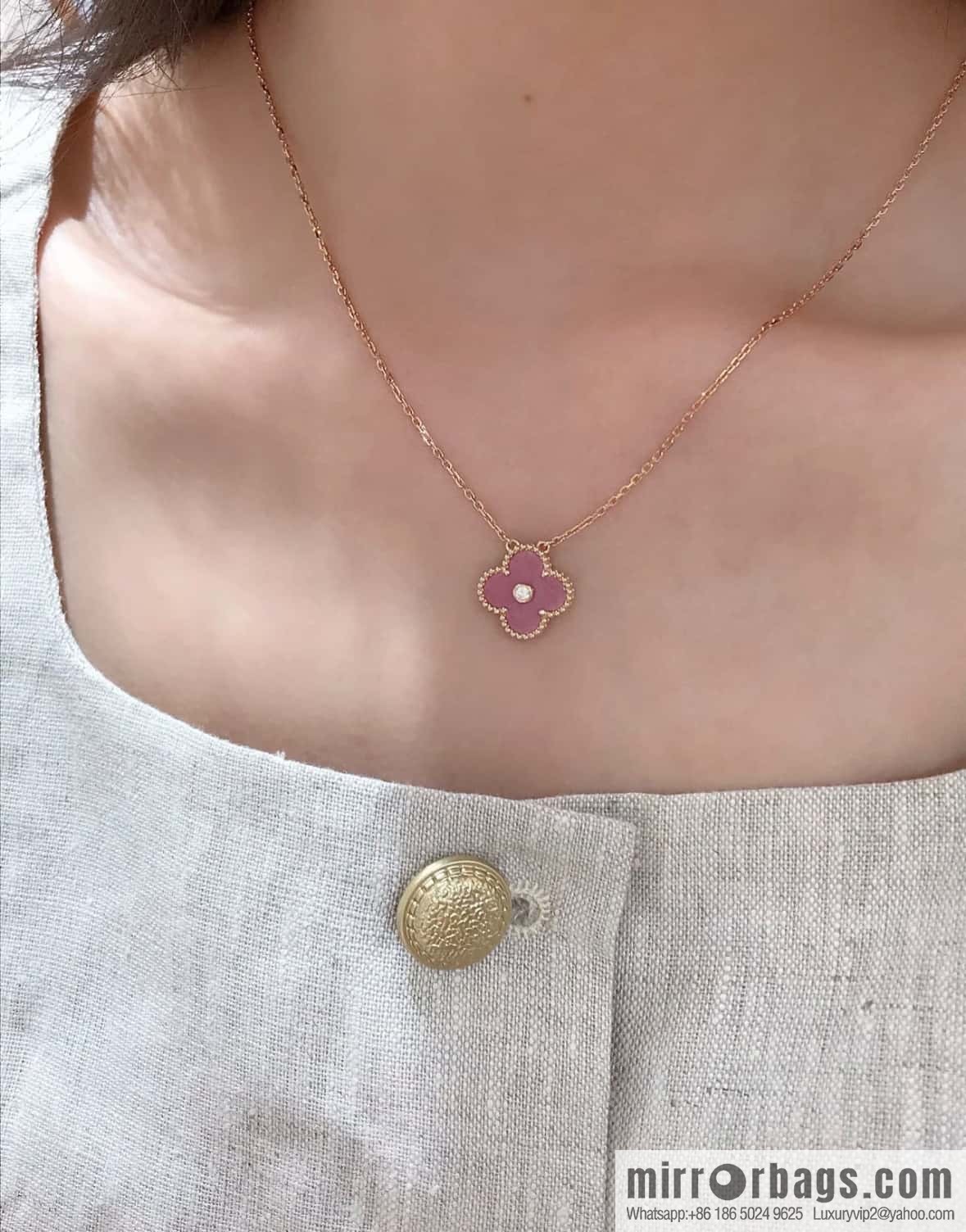 ❗️New ❗️ ☀️ Van Cleef & Arpels Natural Rose Greystone Necklace