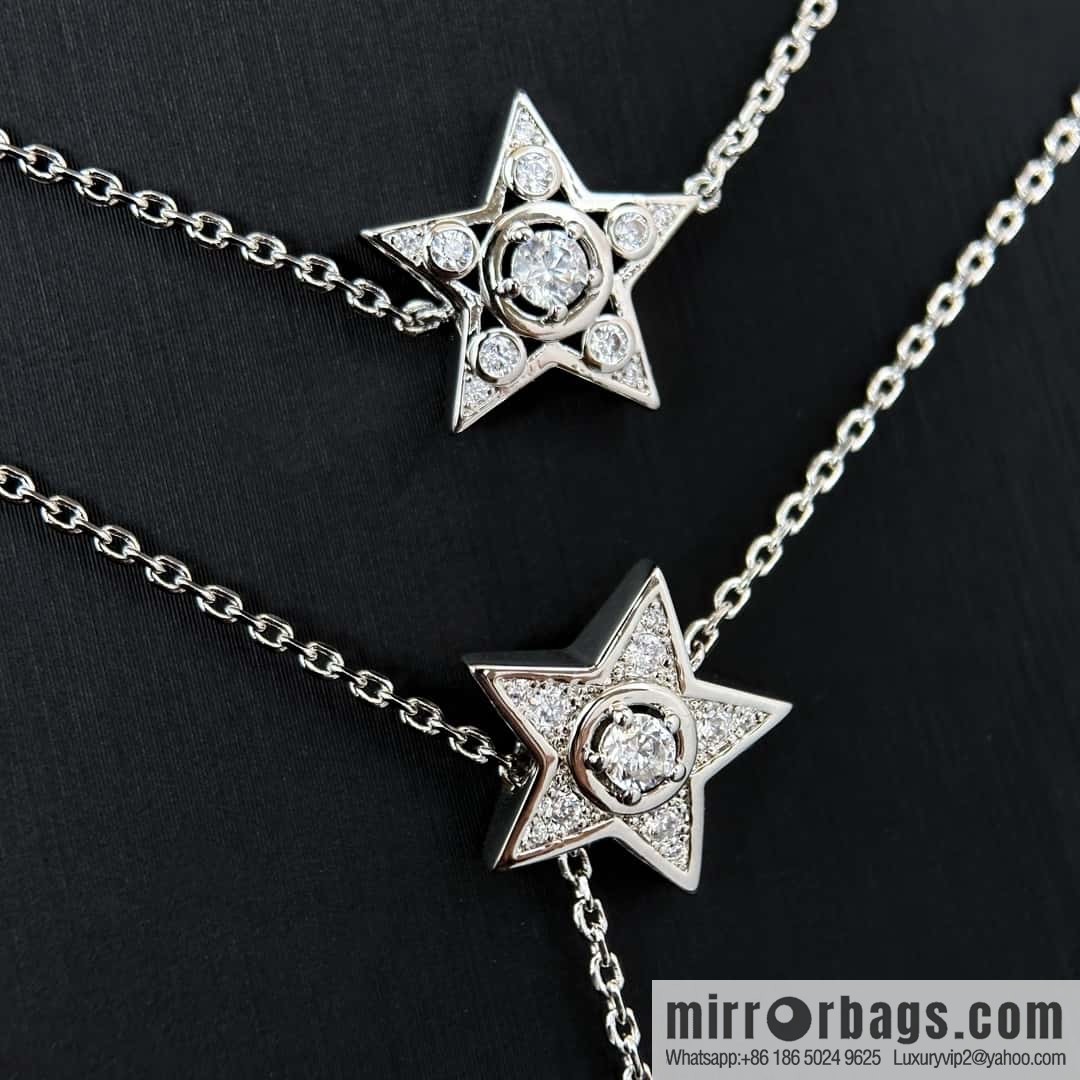 ❗️New ❗️☀️ New ☑️ Chanel pentagram double c necklace sweater chain ☀️