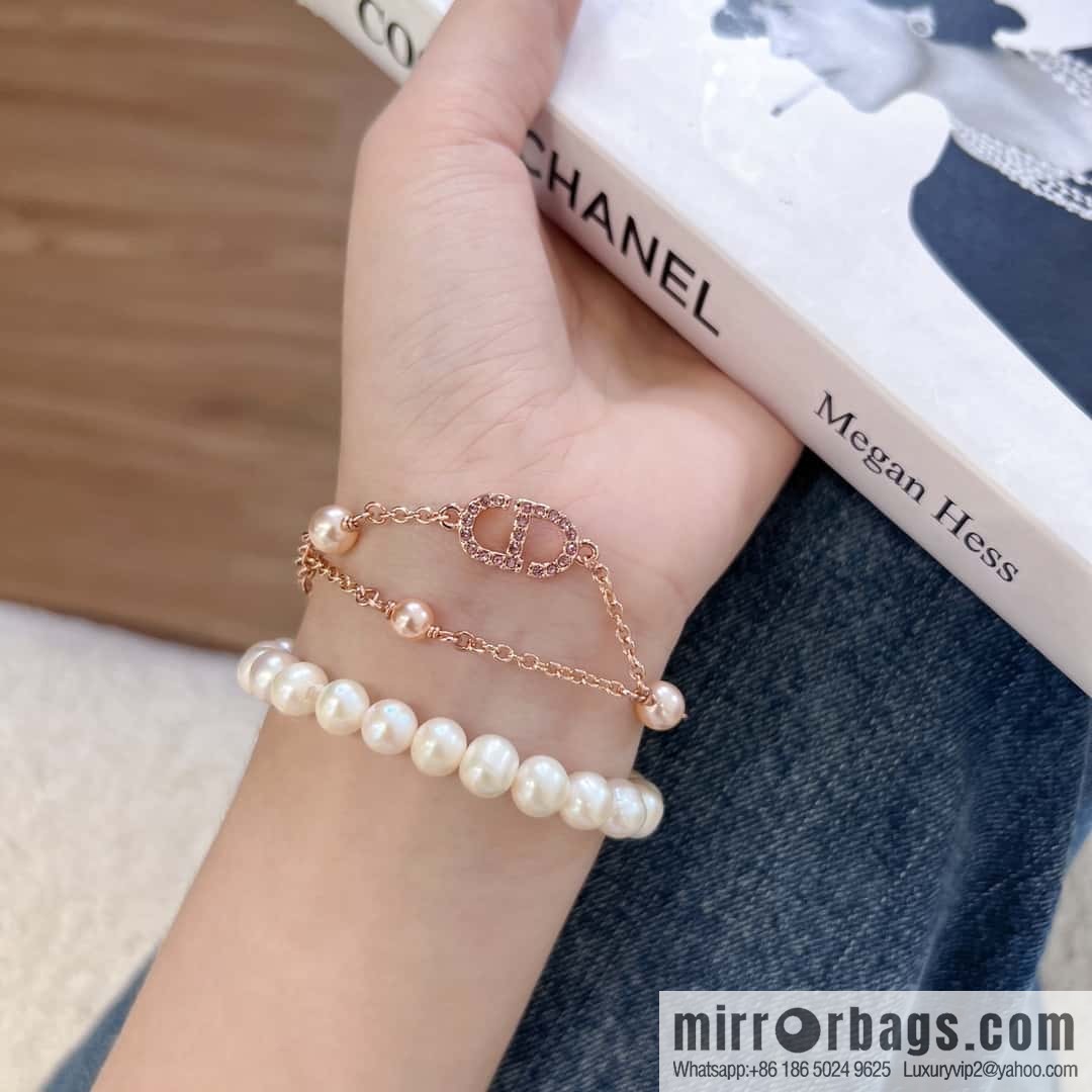 New ☑️ Dior Pearl CD Bracelet Necklace